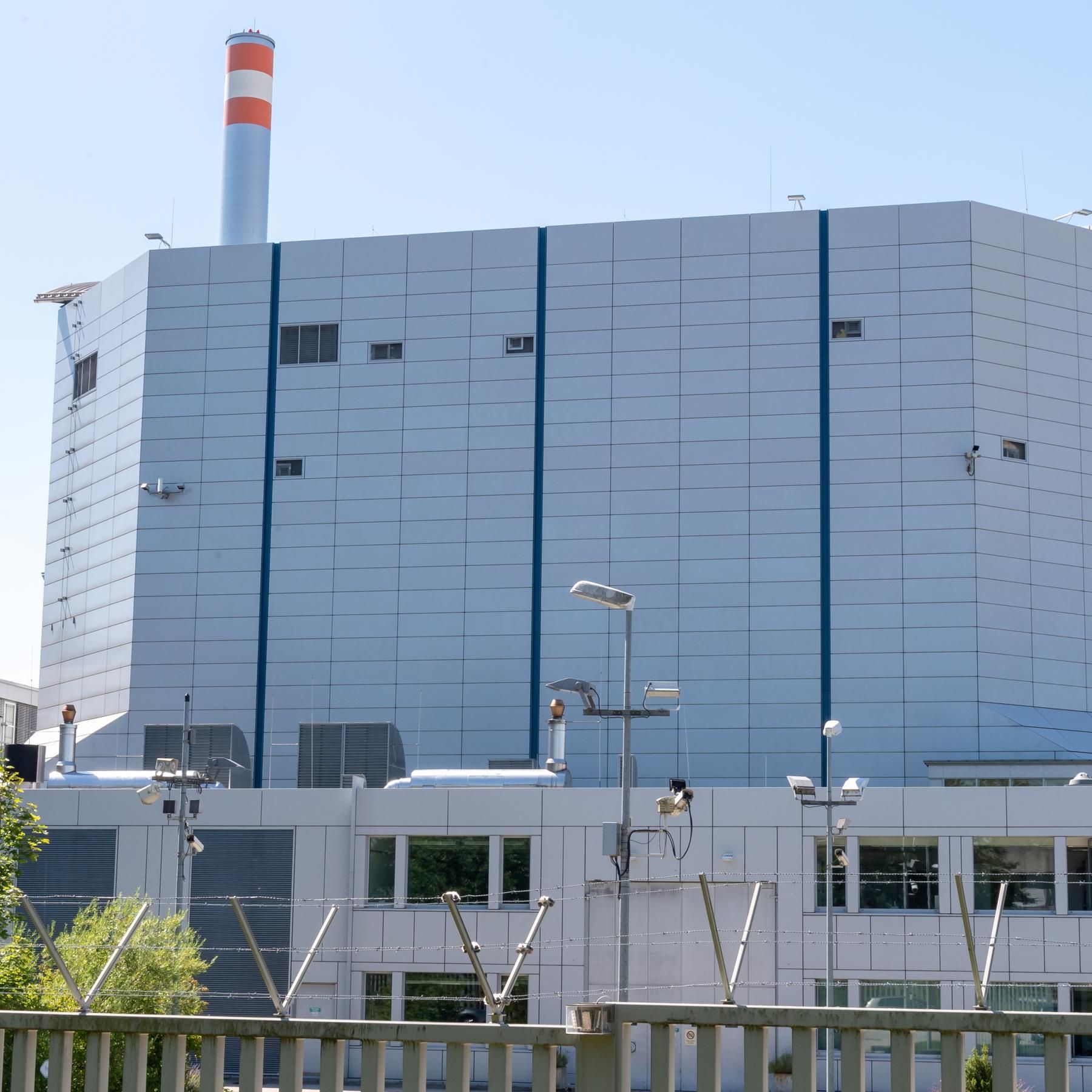 Neutronenquelle Garching - FRM II kann auf nicht-atomwaffenfähiges Uran umgerüstet werden