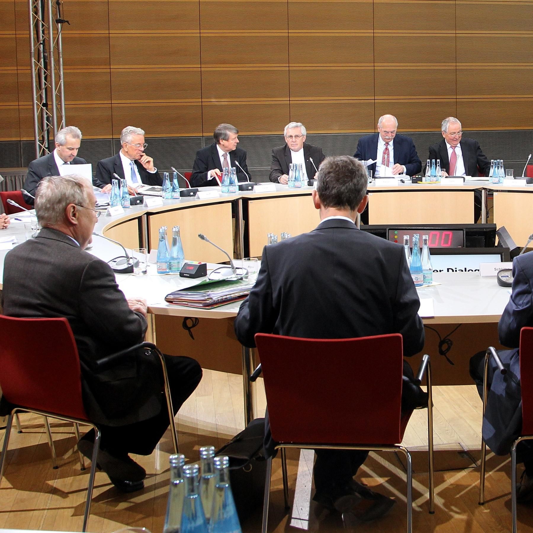 Ethikkommissionen - Wächter der Forschung oder Feigenblatt?