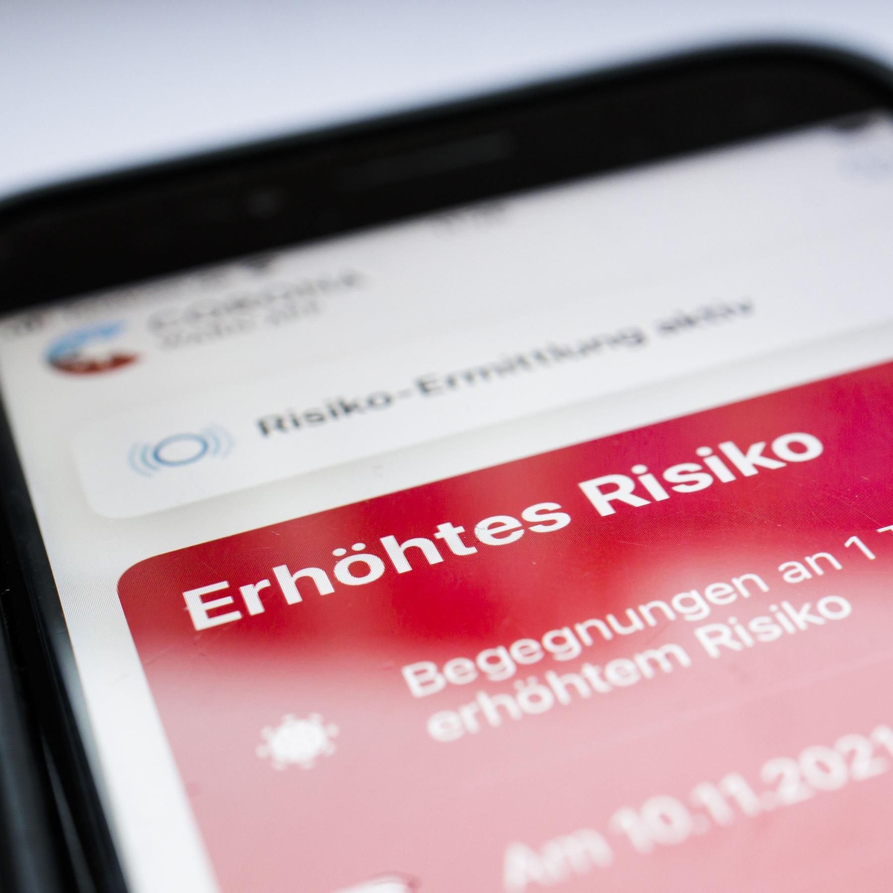 Corona-Warn-App im Schlafmodus - Wie hat sie sich im Kampf gegen Corona bewährt?