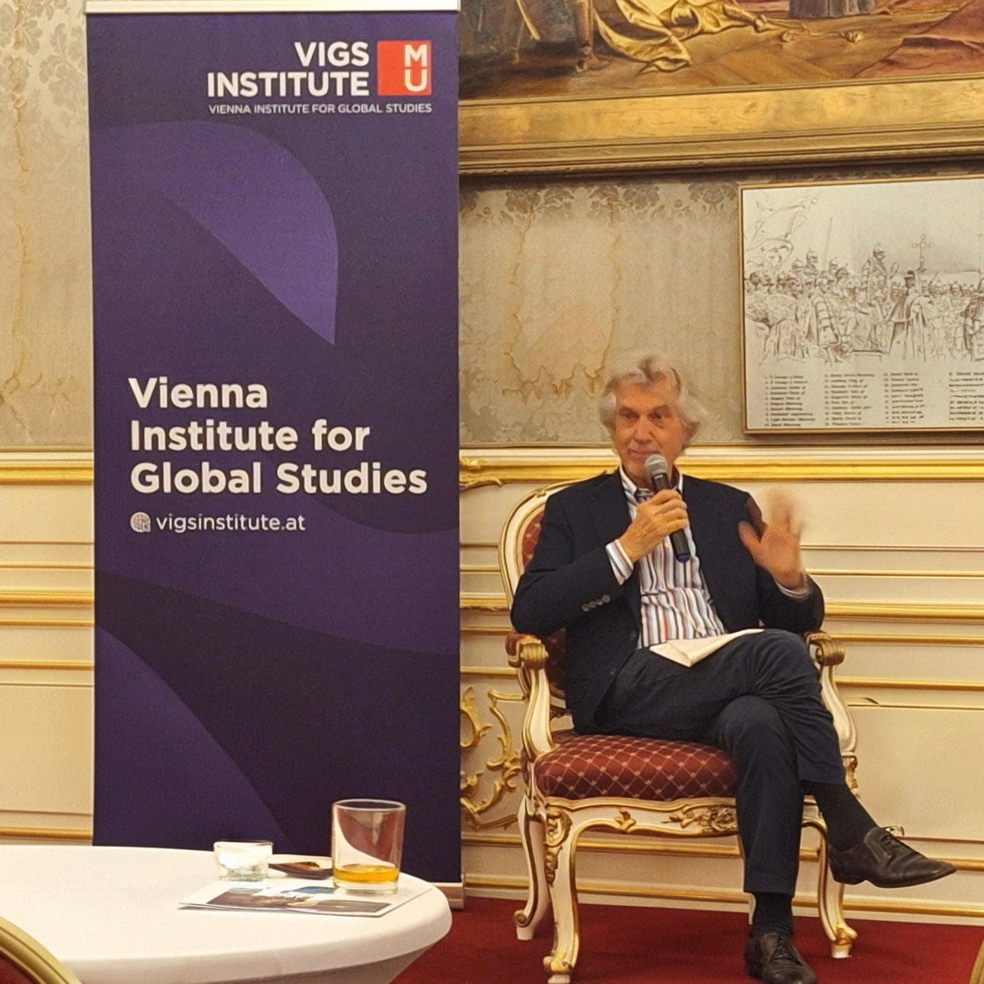 Vendégünk Ács Zoltán, világhírű közgazdász