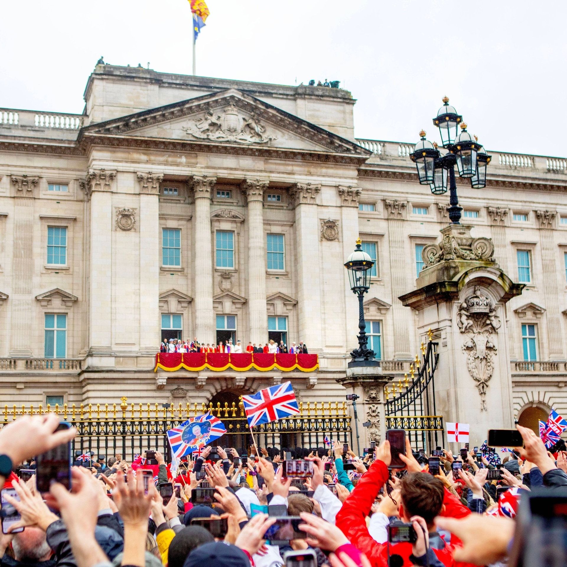 „Not my King“ – Wozu braucht es heute noch Monarchien?