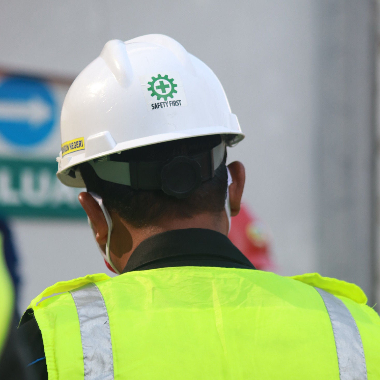 informiert und zuverlässig - die Fachkraft für Arbeitssicherheit