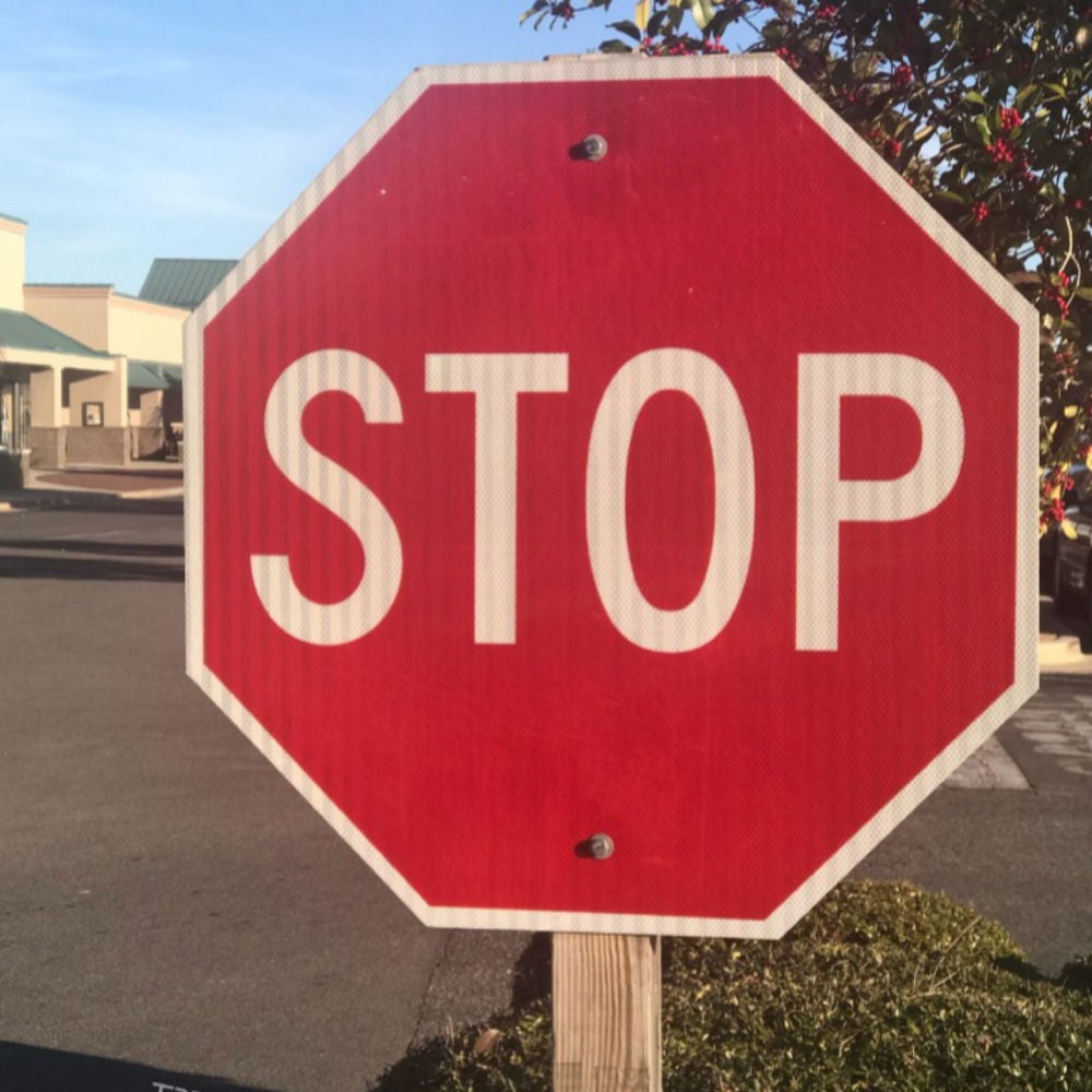 STOP