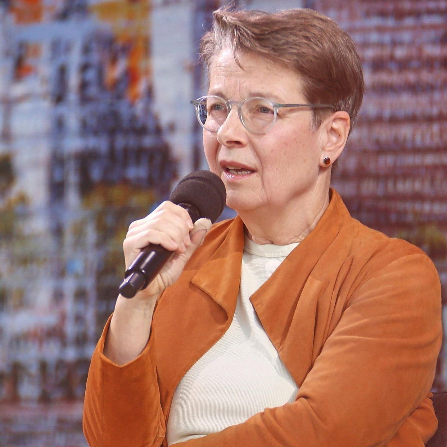 Frauen, die zurückschlagen: Andrea Böhms „Fighting like a Woman“