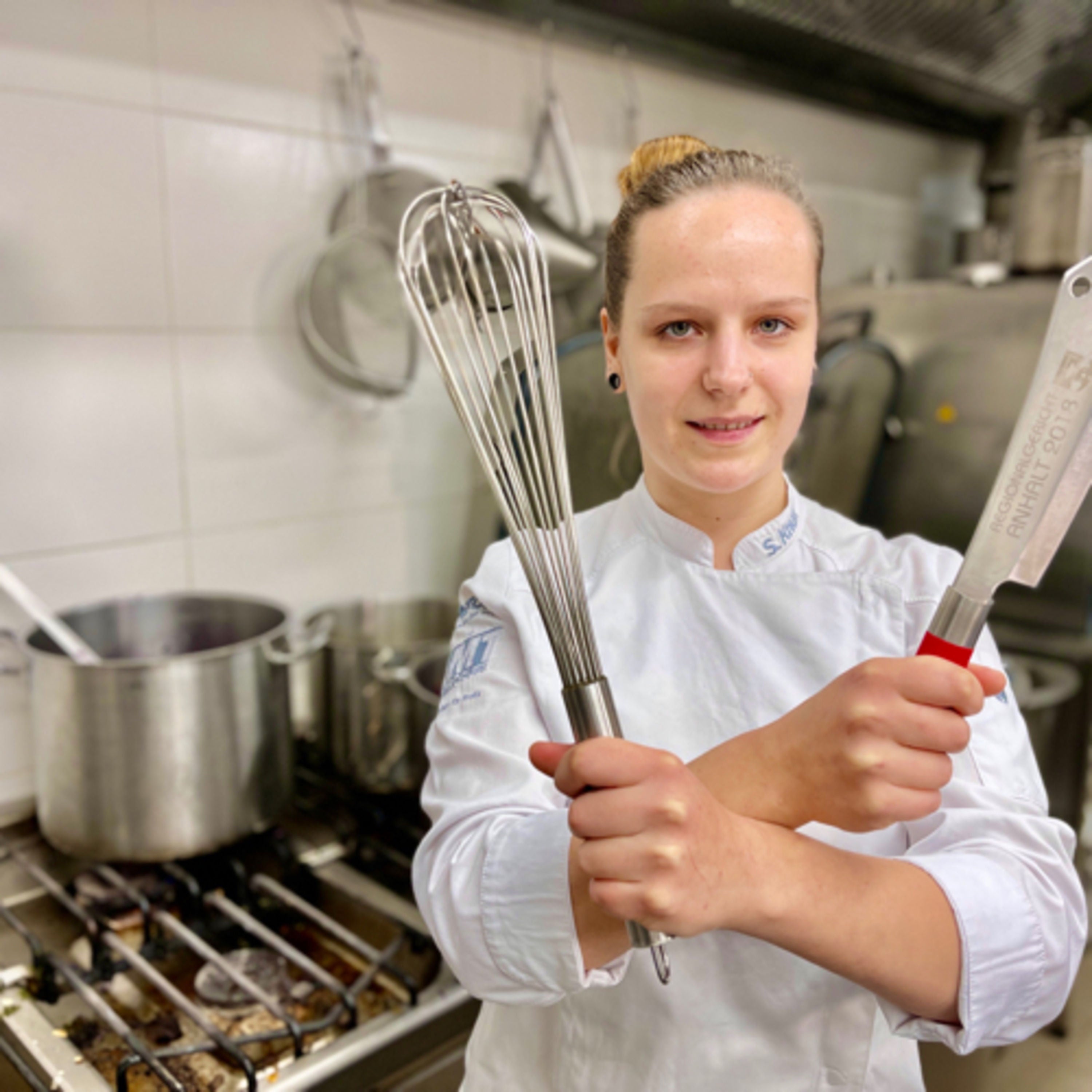 Moderne Küche - mit Jungköchin Sophie Knull