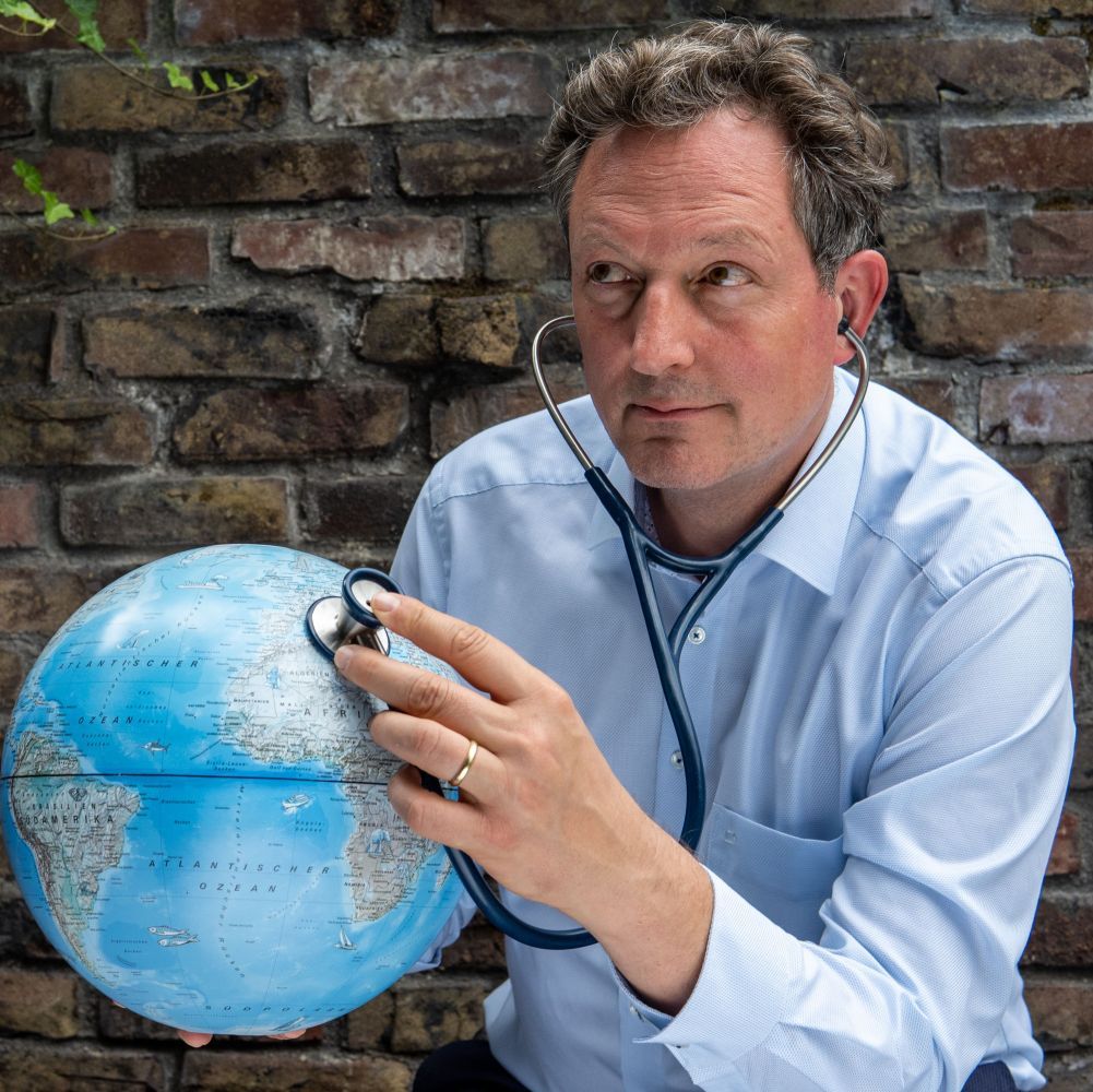#108 Eckart von Hirschhausen - Zu spät, die Welt zu retten?