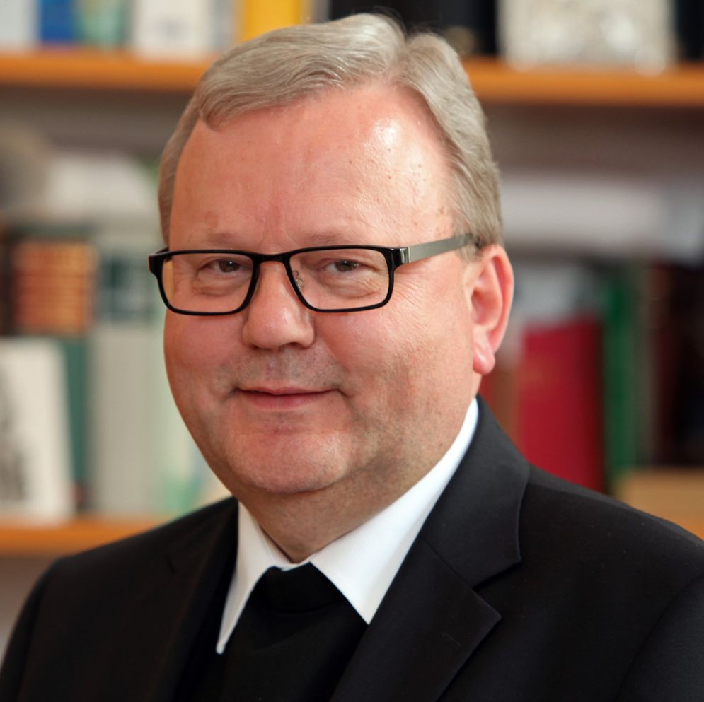 #34 Bischof Franz-Josef Bode - "Lange Krankheit hat mich auf Corona-Zeit vorbereitet“