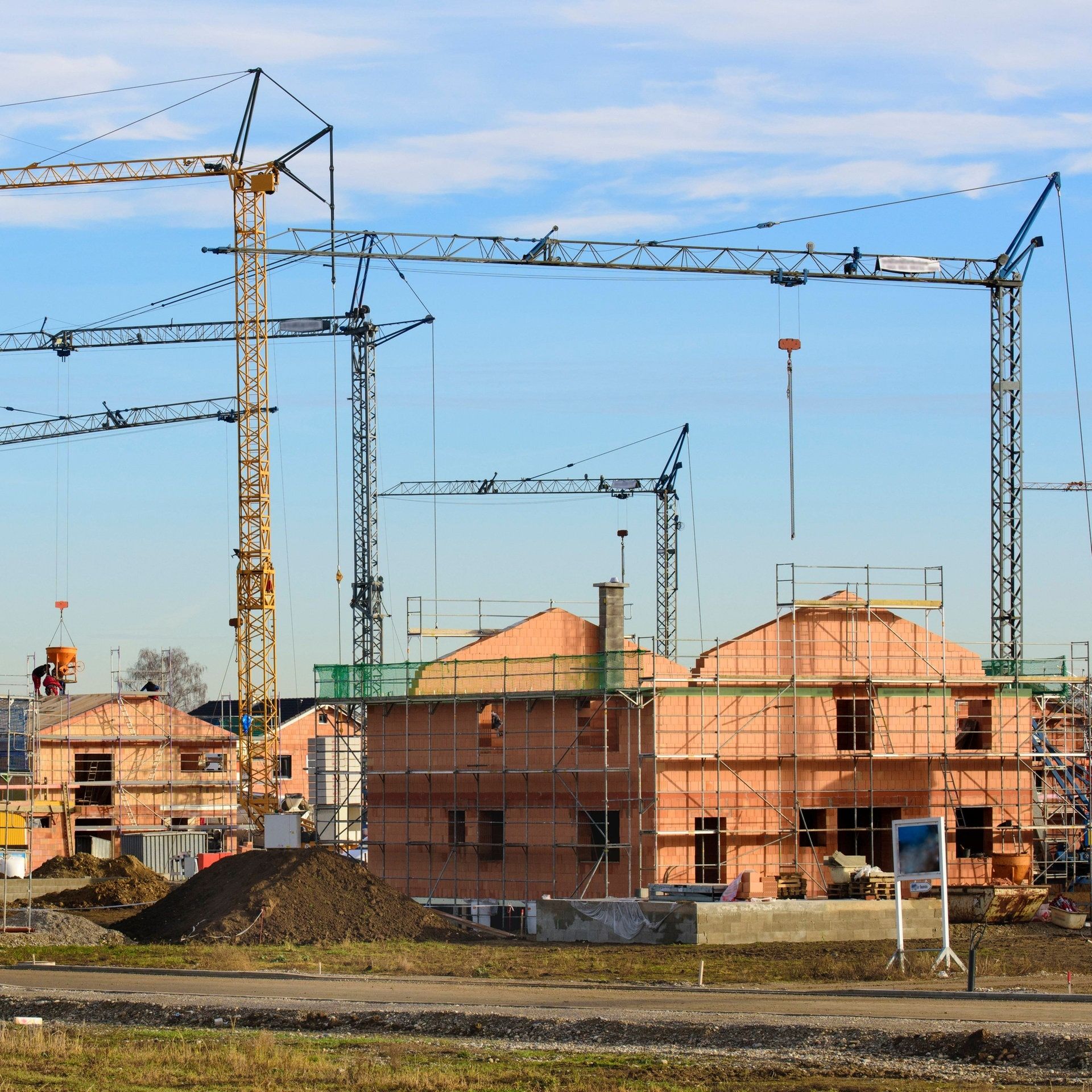 Bauen allein reicht nicht – Warum Wohnungsnot die Demokratie gefährdet