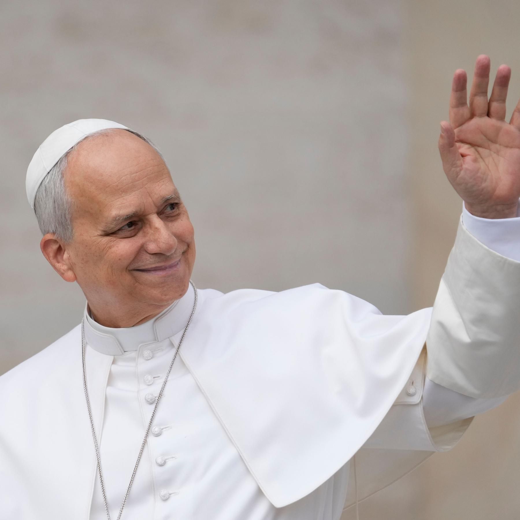 Ein Jahr Papst Leo XIV: Bilanz und Konflikt mit Trump