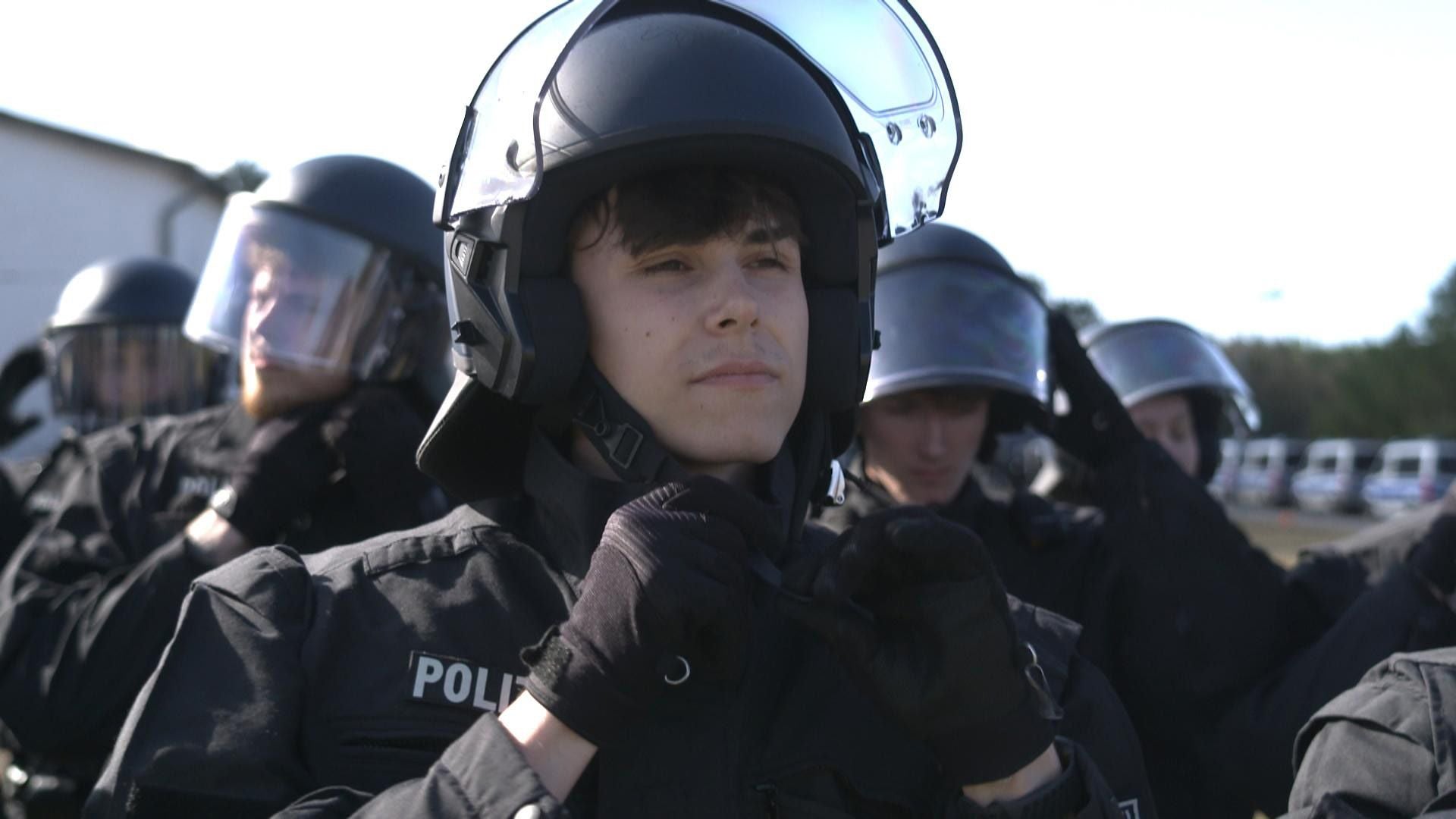 Die jungen Polizisten - Der Weg in den Einsatz