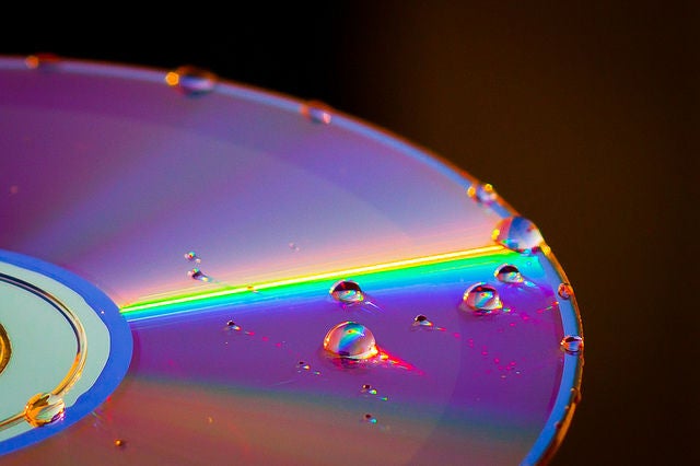 EXP012 – Compact Diss