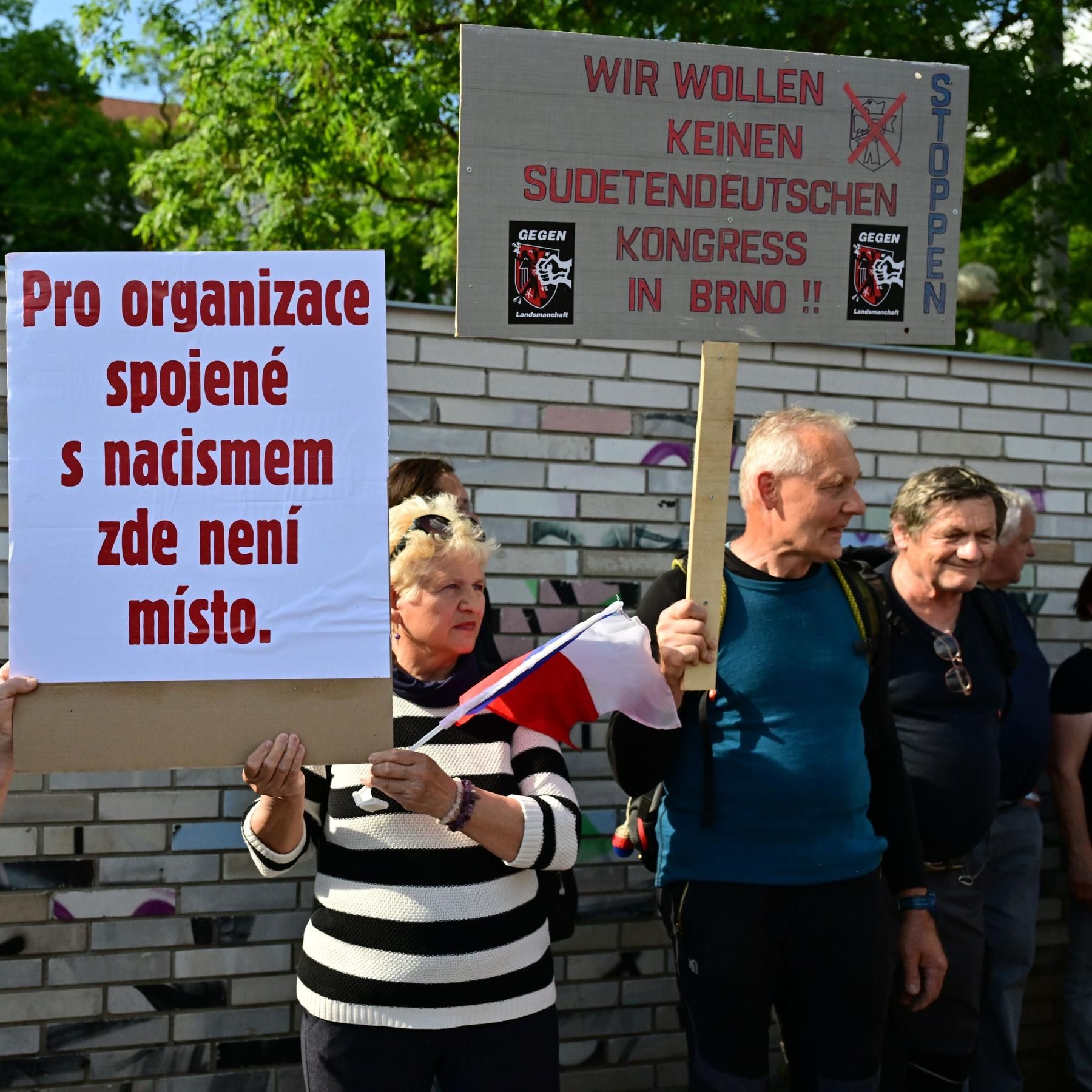 Pfingsttreffen in Tschechien löst Proteste aus