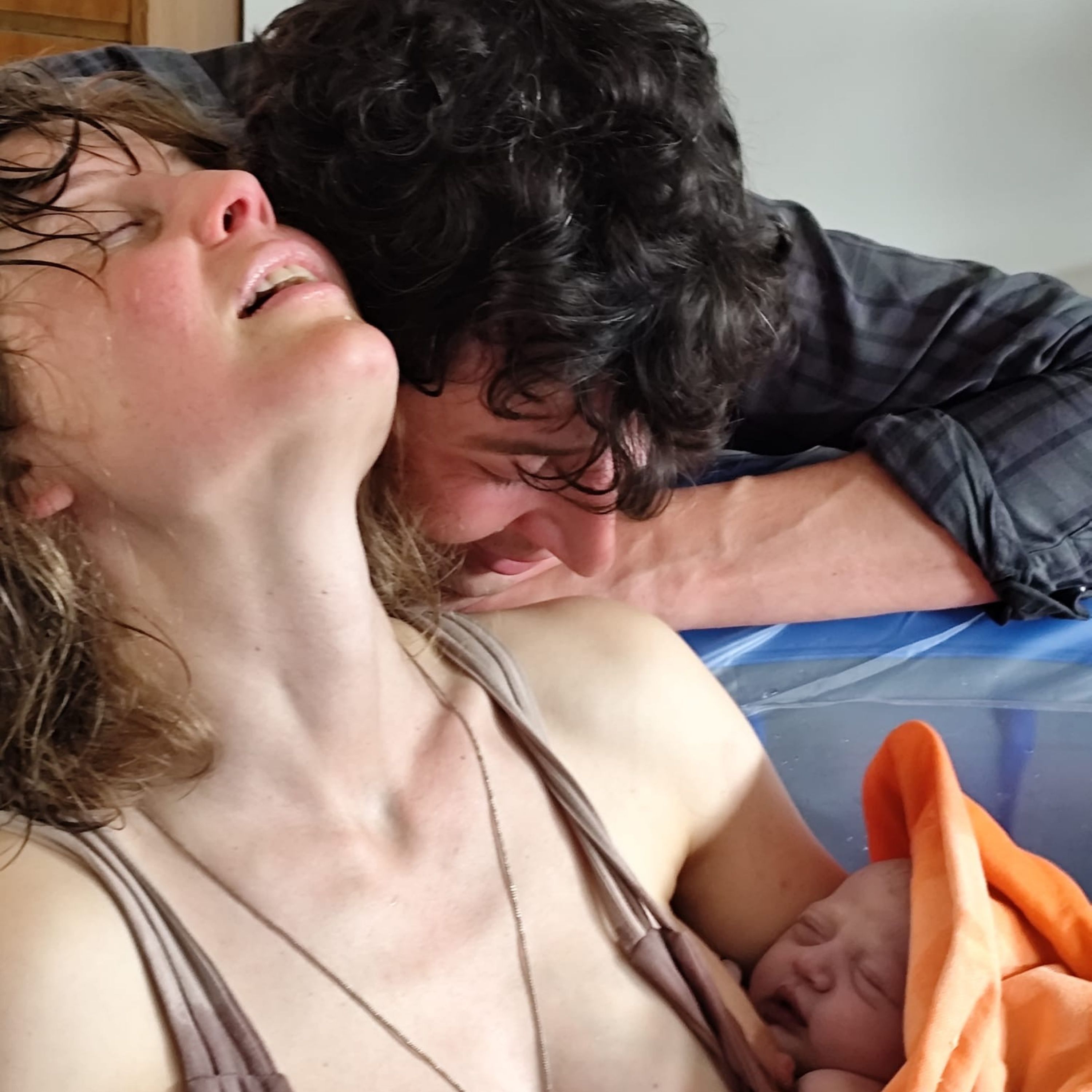 224 | Annalena - 2 Hausgeburten, Krankenhaustransfer, Sekundärer Kaiserschnitt, Postpunktioneller Kopfschmerz, HBAC
