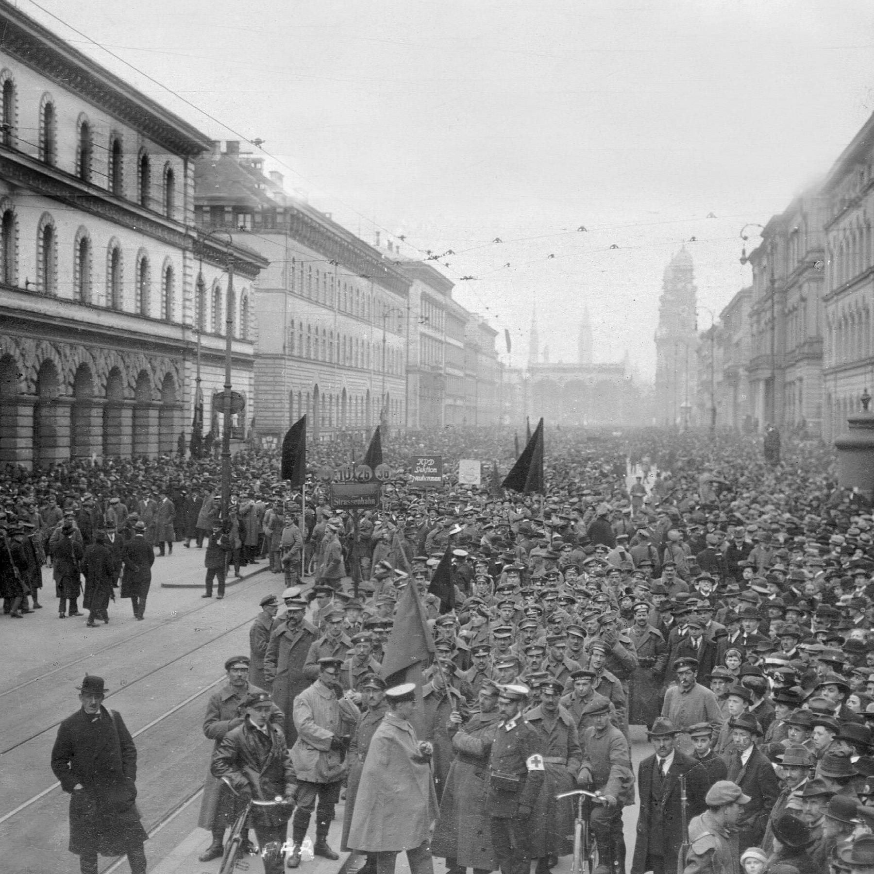 SONDERFALL BAYERN – Eine Revolution stellt das Alte auf den Kopf