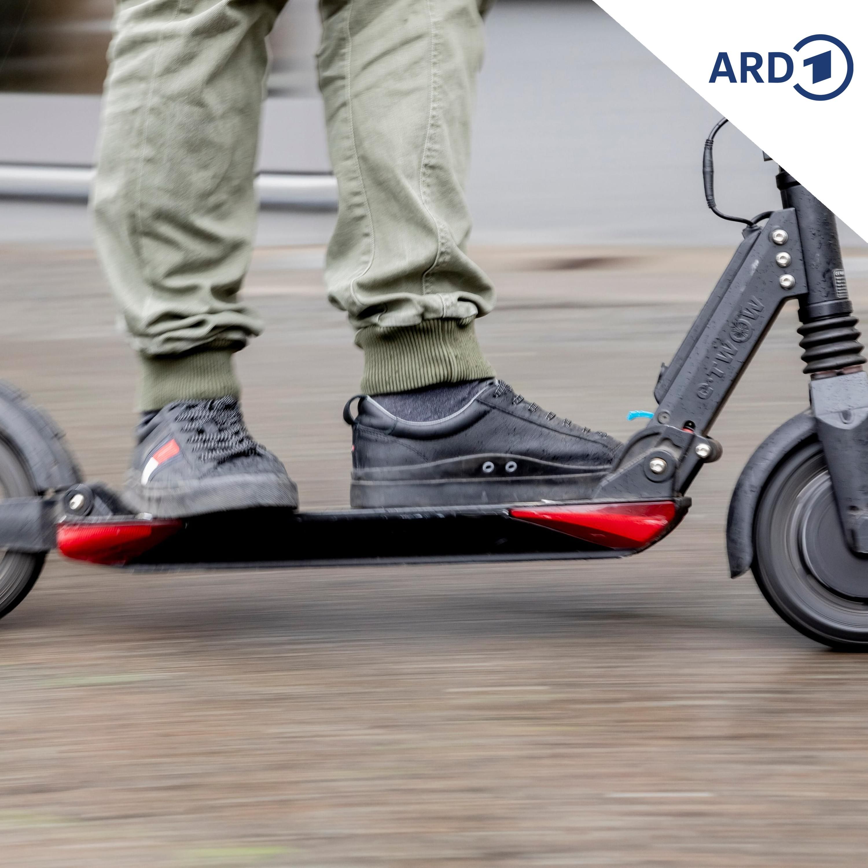 Nach einer kurzen Alkoholfahrt mit dem E-Scooter zum Paketshop