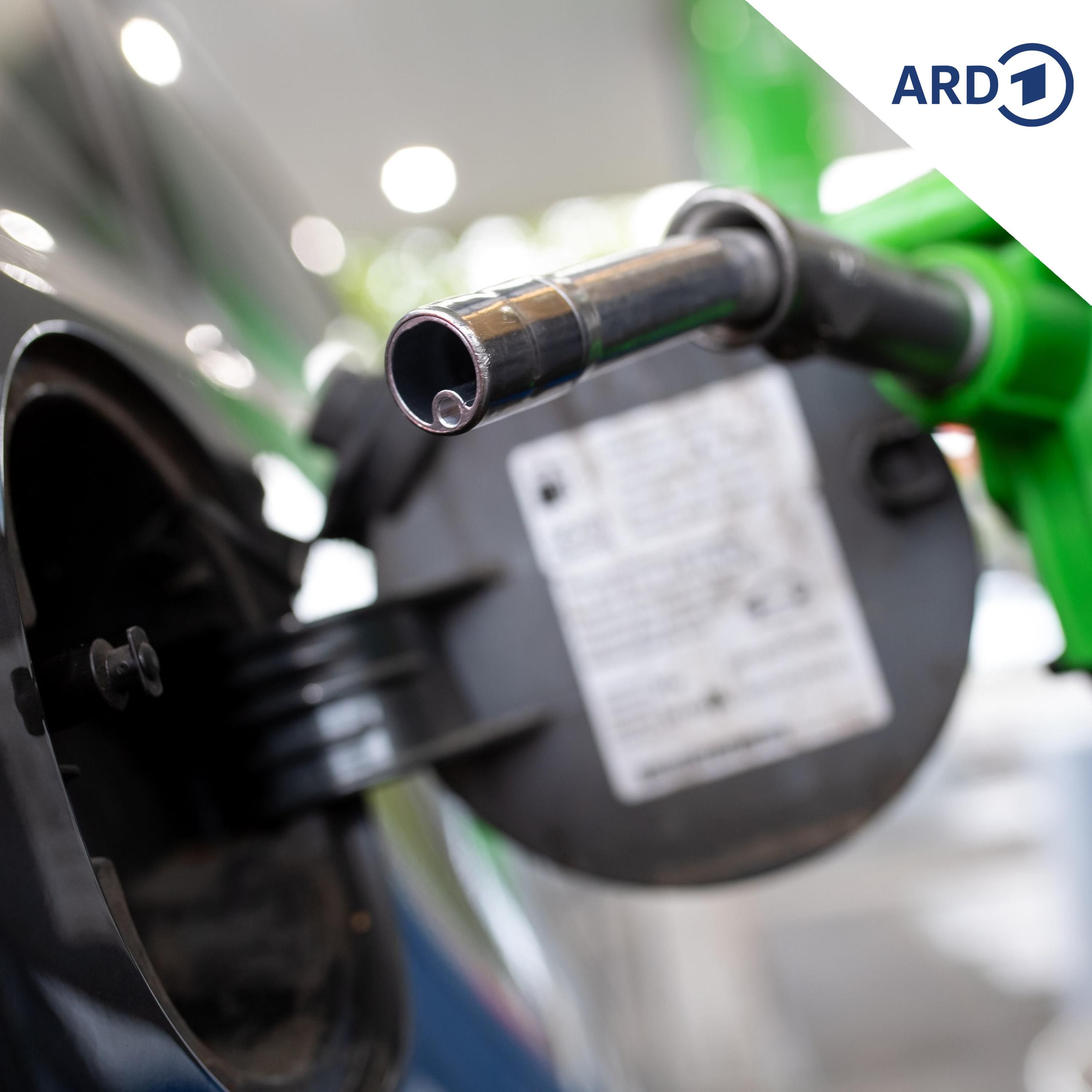 Sprit und Heizöl teurer: Wie Kunden und Unternehmen reagieren