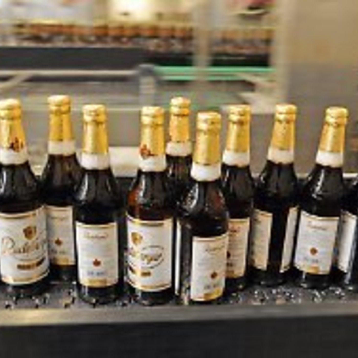 Brauereien bleiben auf ihrem Bier sitzen