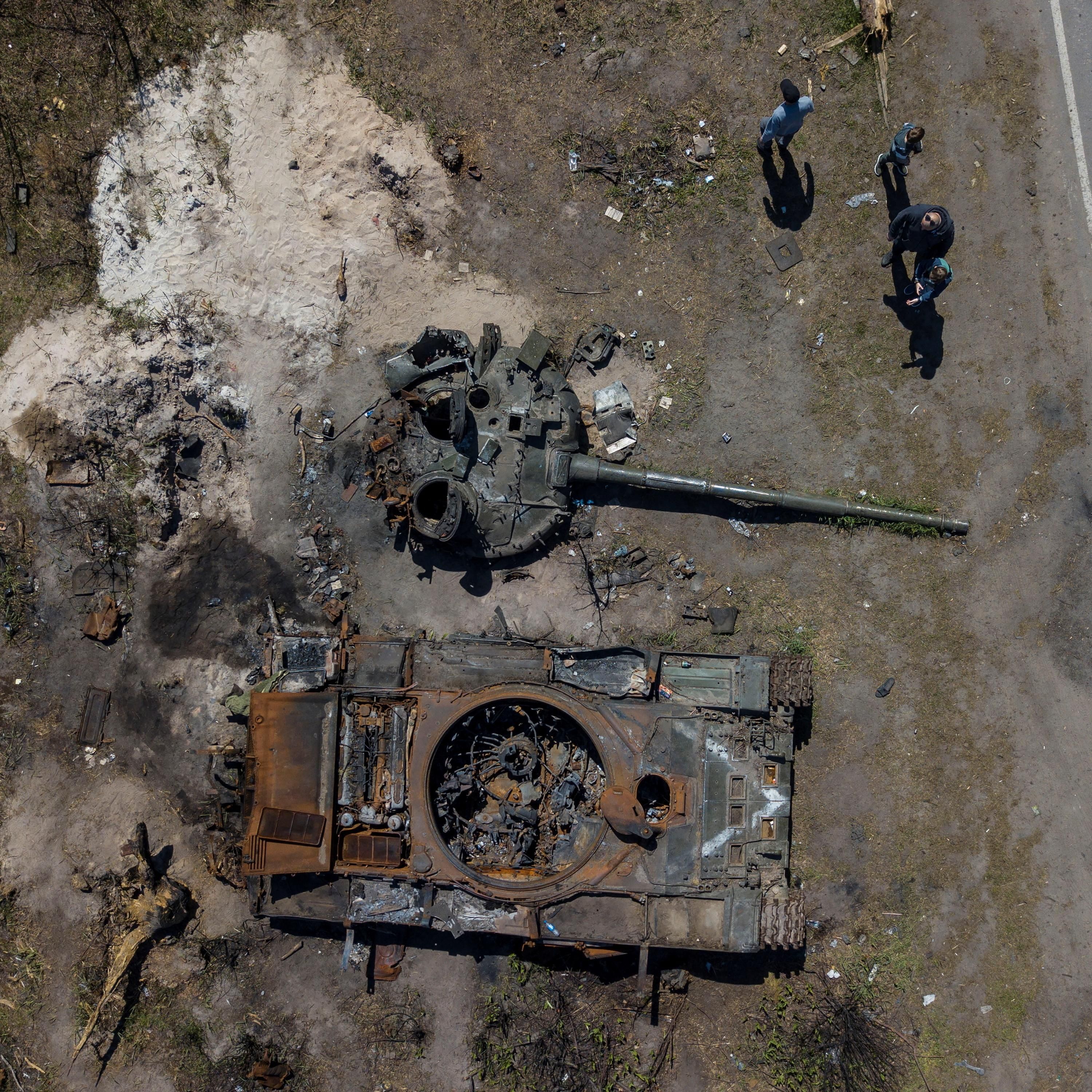 Wieso Putin Panzer und Raketen ausgehen