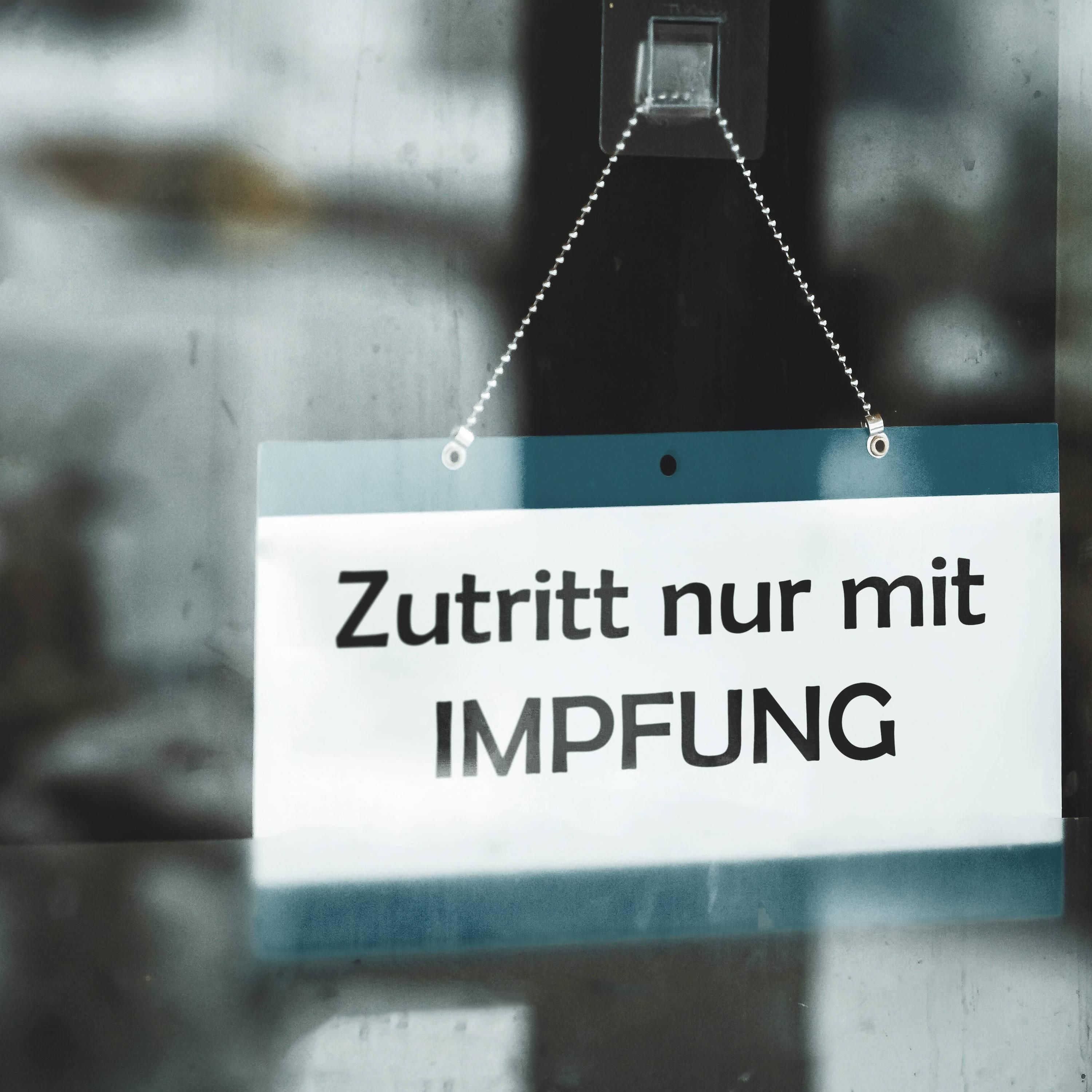 Dürfen Unternehmen ungeimpfte Mitarbeiter bestrafen?