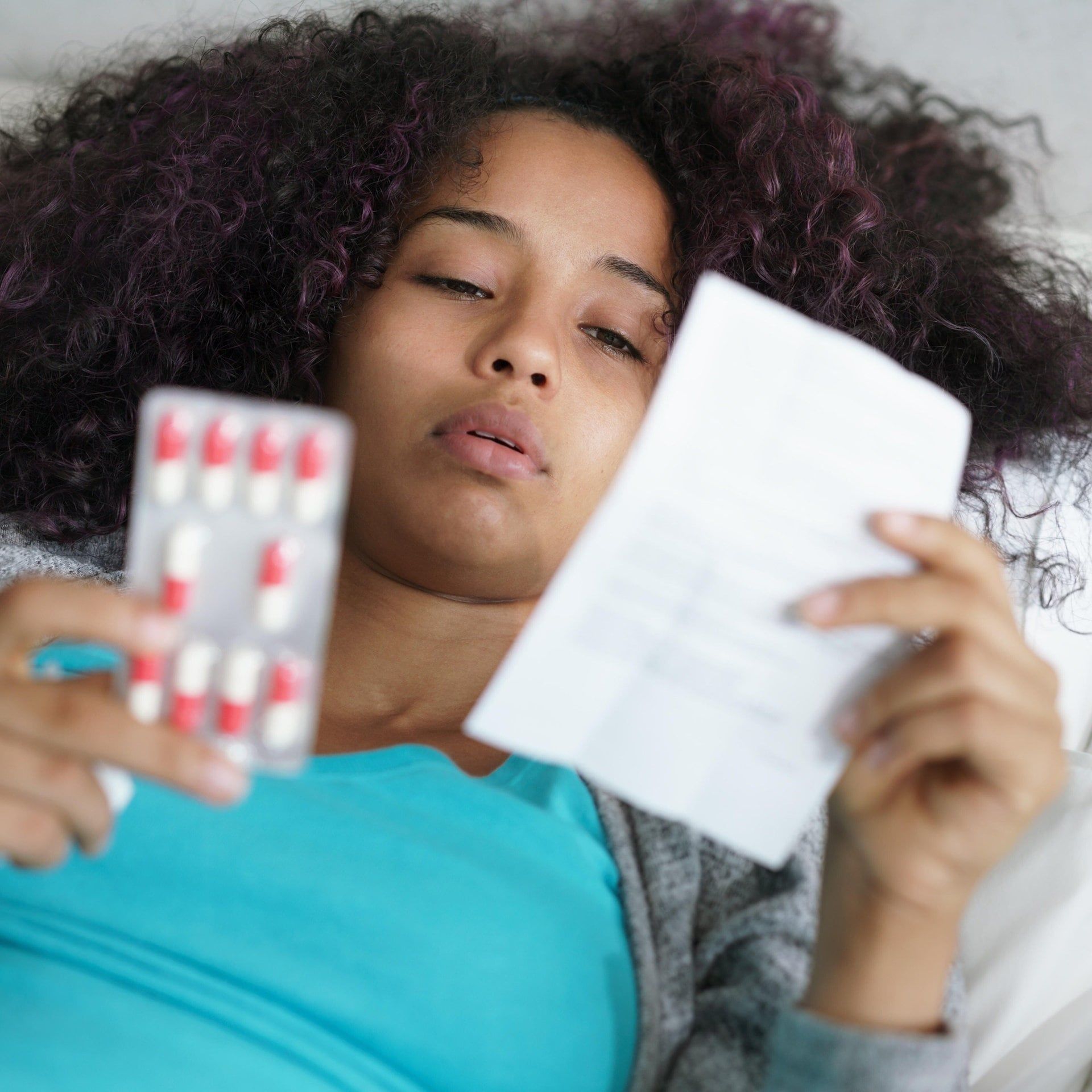 Stimmt es, dass man Antibiotika nicht mit Milch nehmen soll?