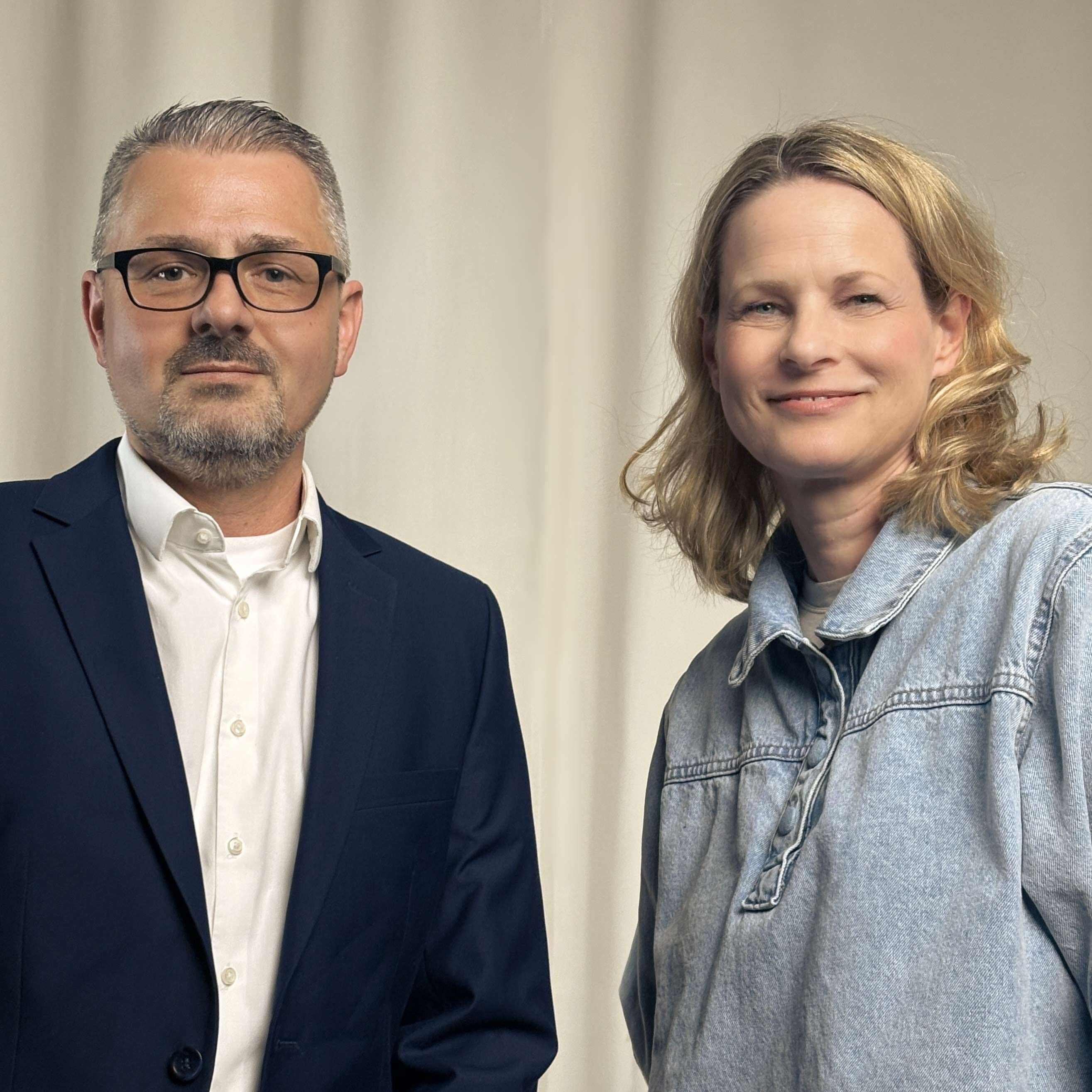 DDR-"Asozialen-Paragraf"- Weggenommen und adoptiert: Tim Steinwender im Gespräch mit Antje Riis