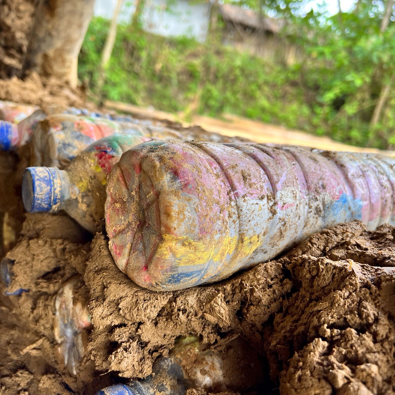 Sumatra | Das größte Plastikdorf der Welt