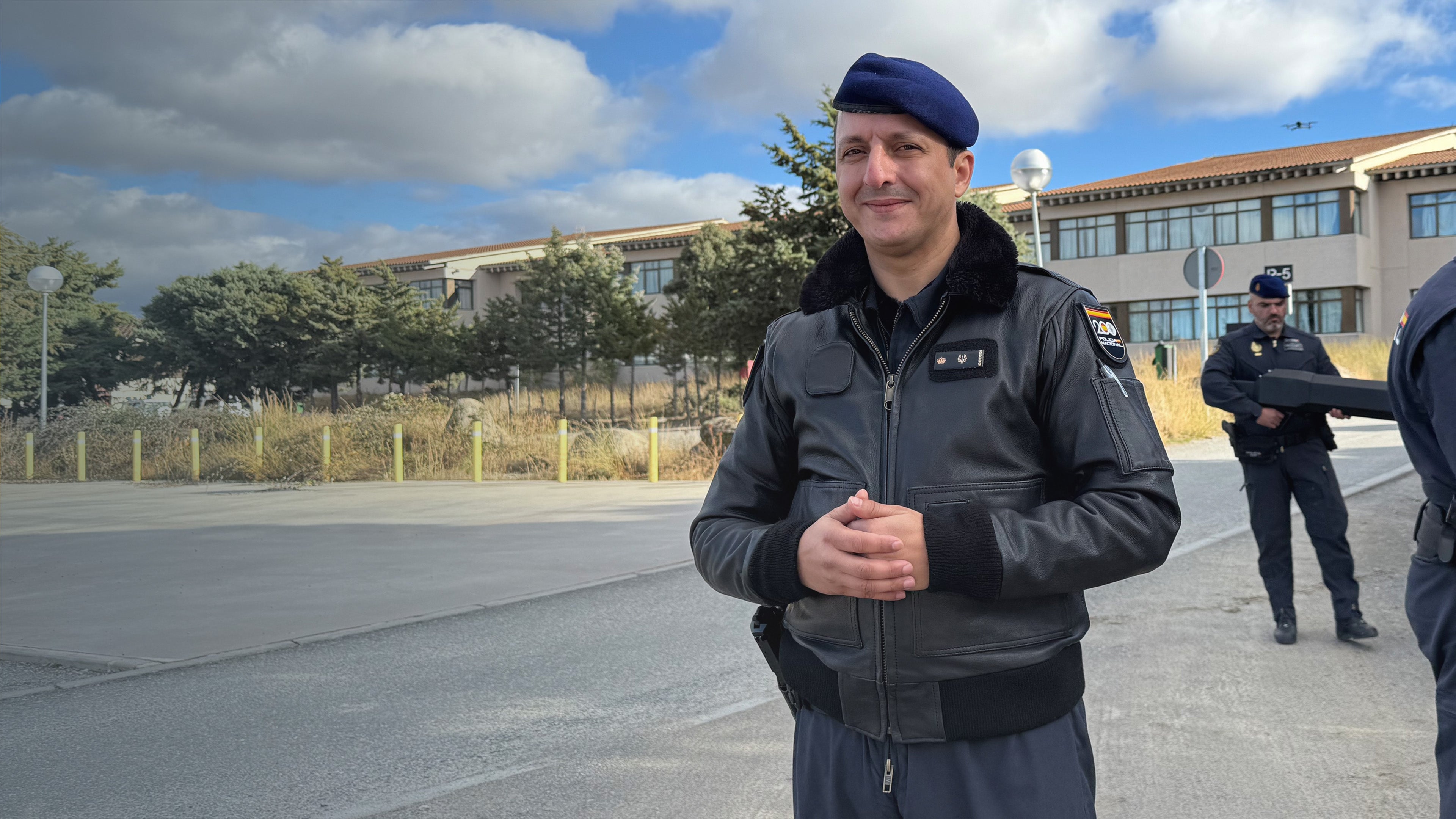 Krieg im Schatten - Europas Kampf gegen hybride Bedrohungen