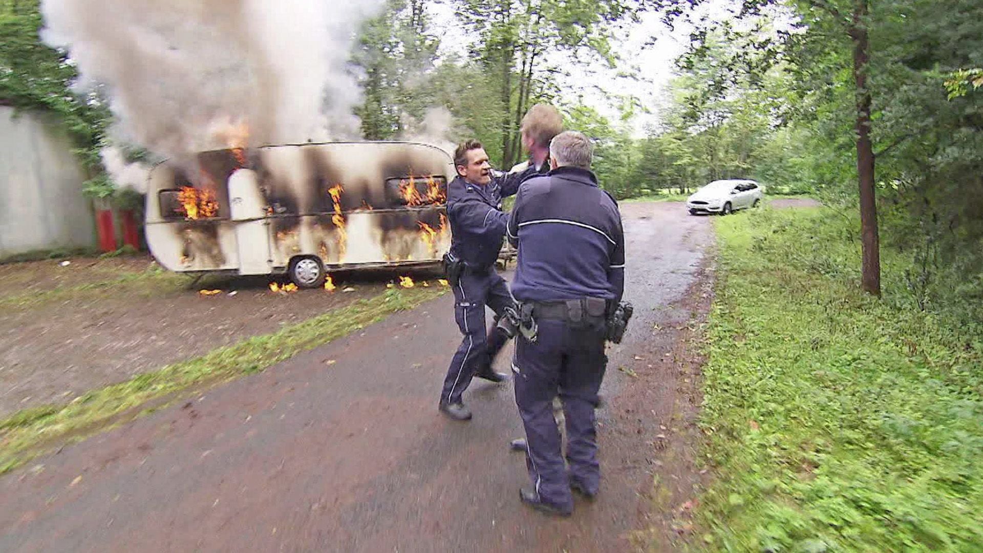 Brennender Wohnwagen enthüllt Verzweiflungstat