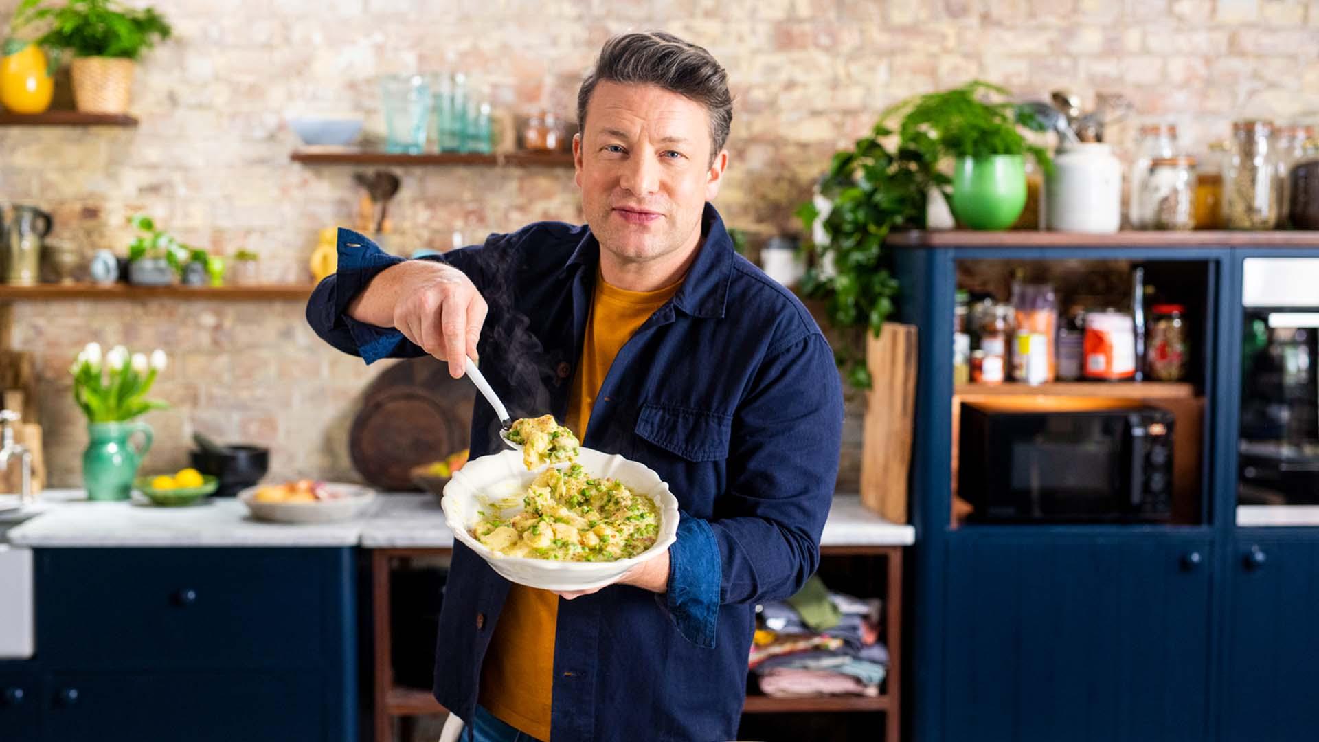 Blumenkohl-Spaghetti und Pesto-Brot