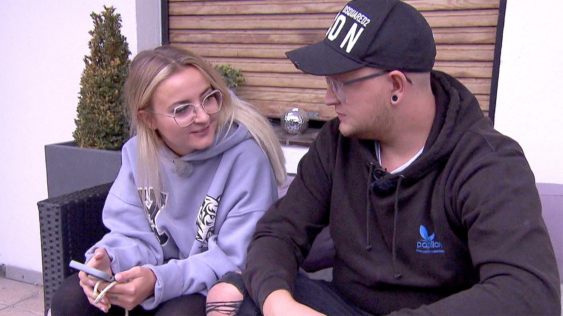 Sarah und Sebastian suchen Erfolg auf Mallorca