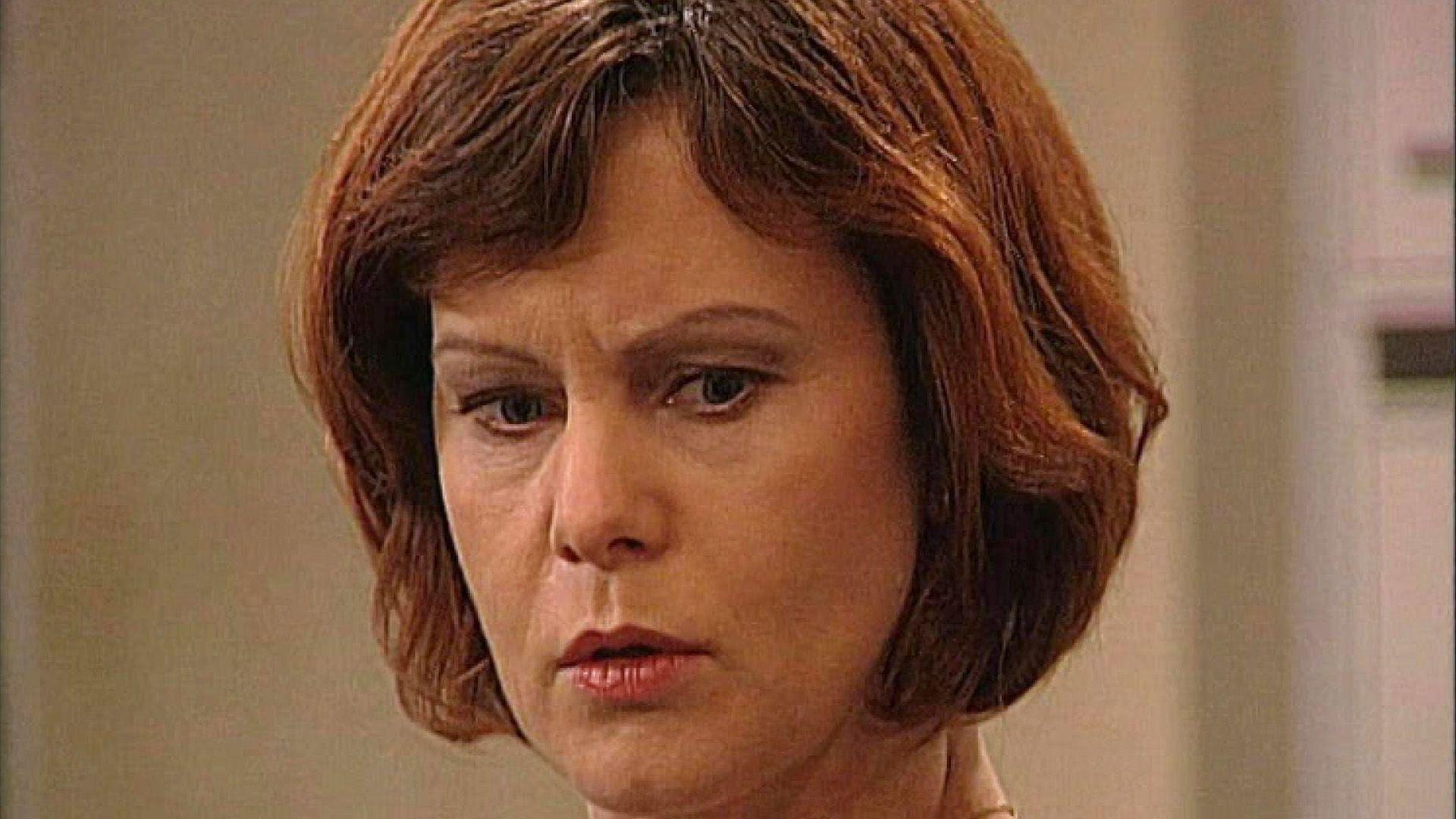 Irene wird Viktor gegenüber immer misstrauischer