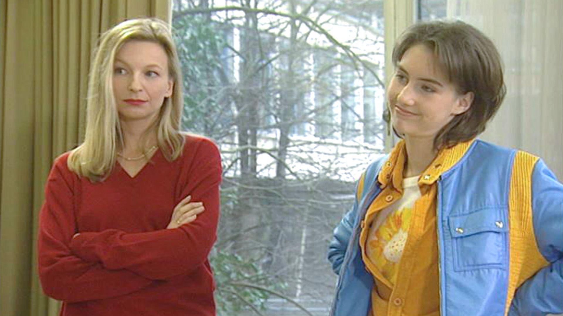 Alexa glaubt, dass Hansen ihr Steine in den Weg legt