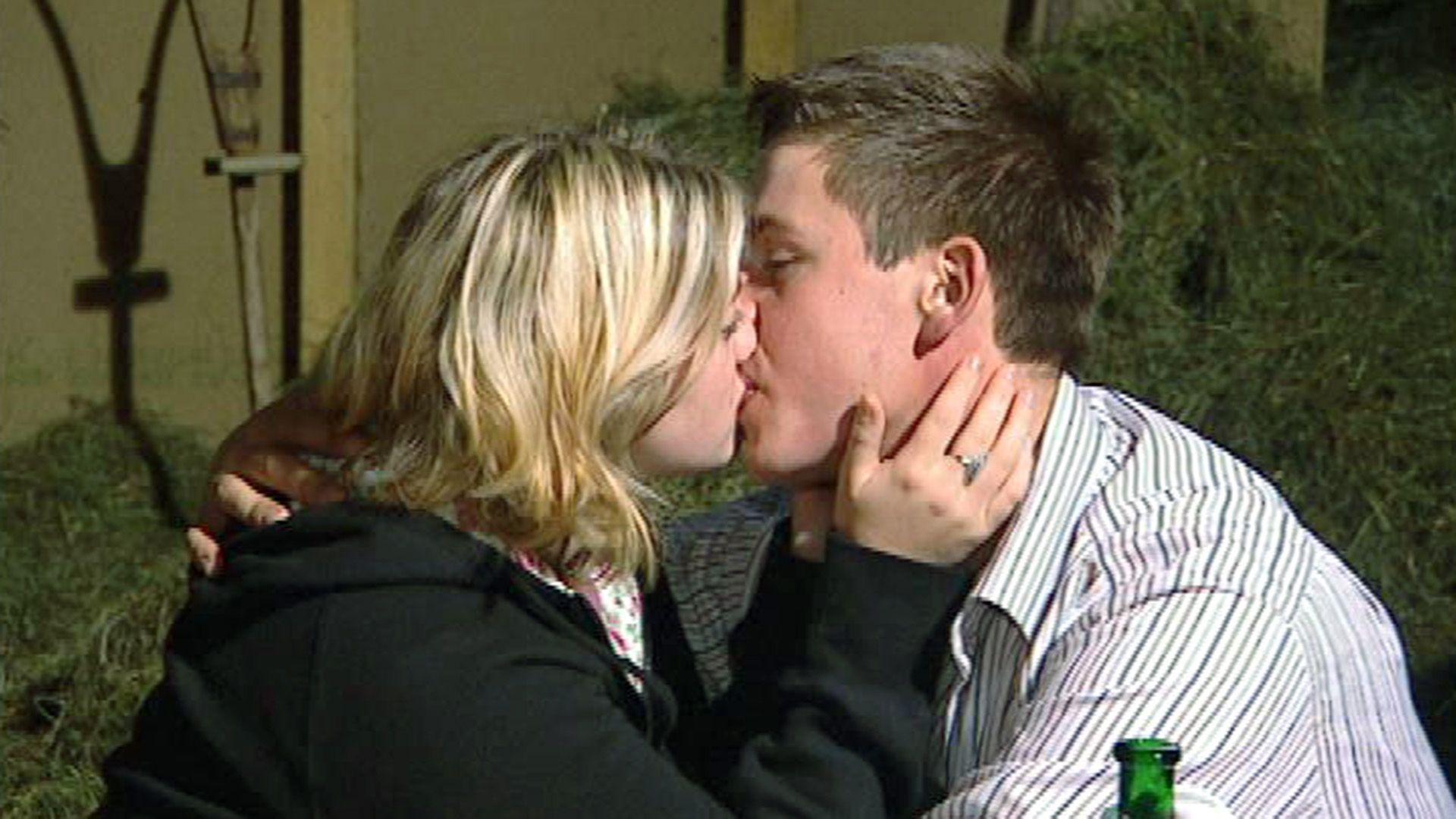 Andi und Kathy fällt die Trennung schwer