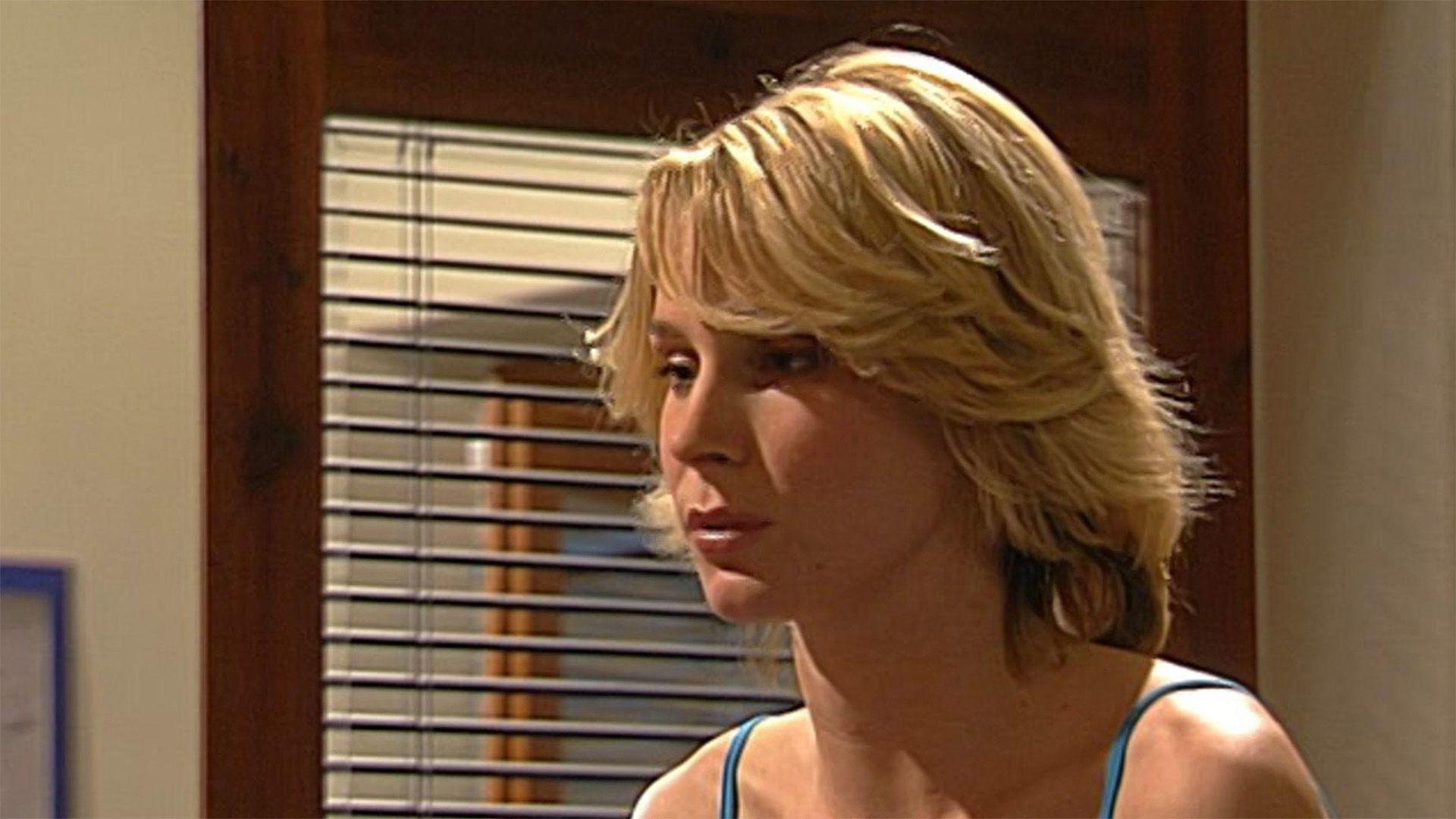 Eva bringt Stefan die ersehnte Anerkennung entgegen