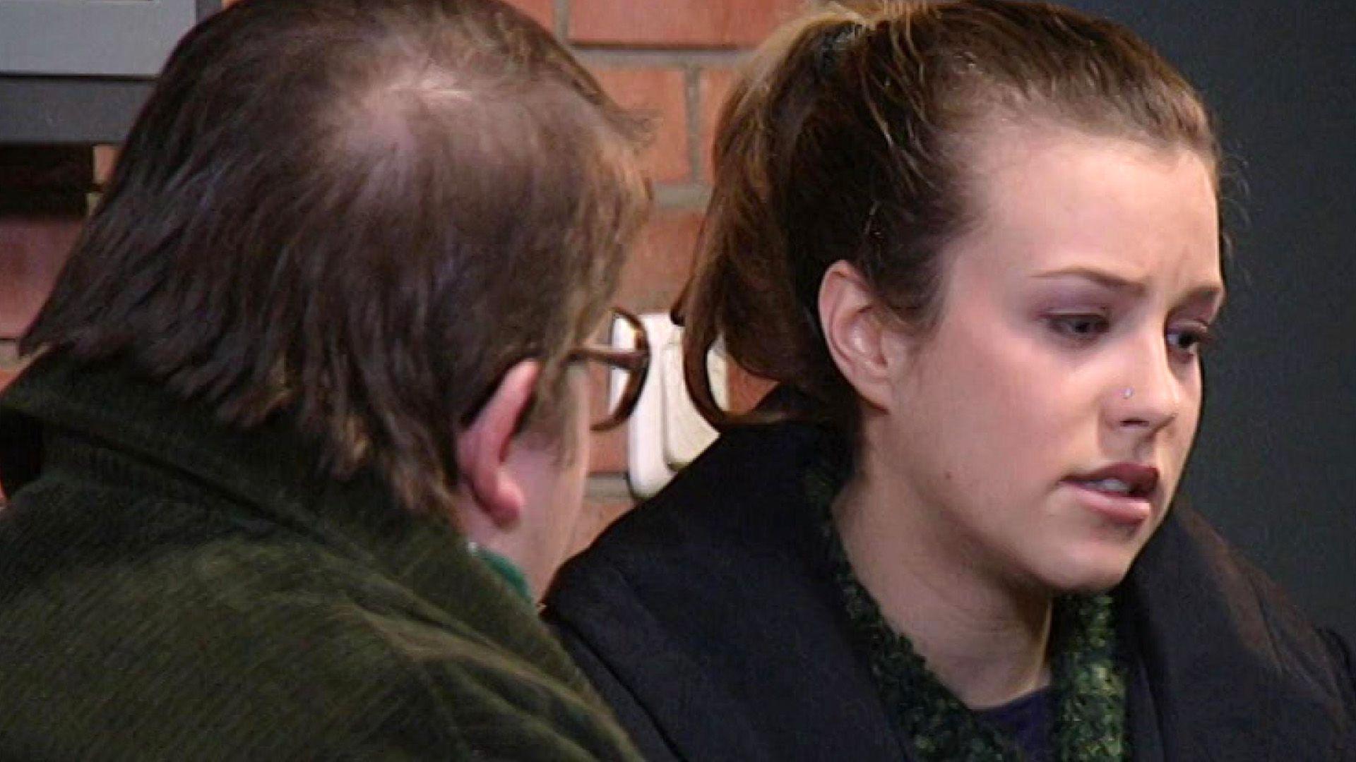 Anna stört das Liebesglück von Jonas und Pauline