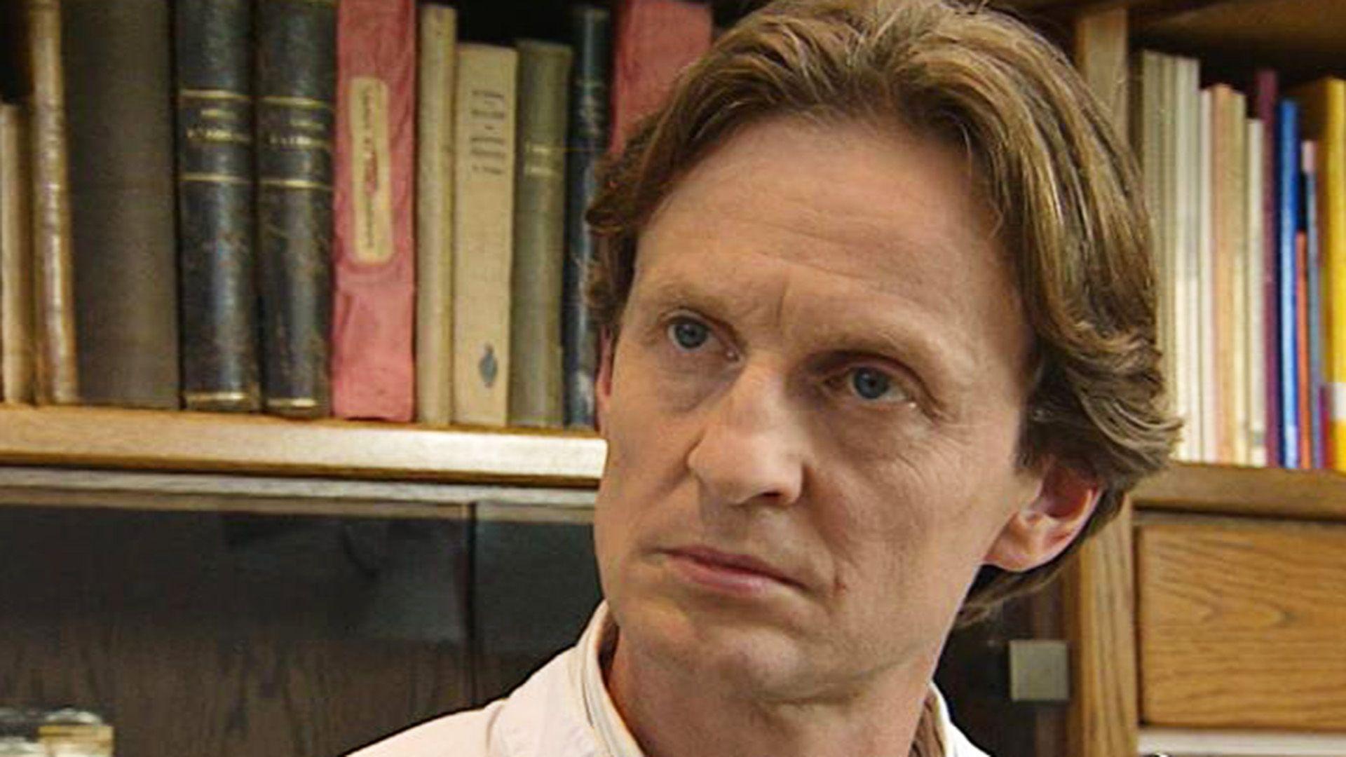 Viktor Falkenberg erfährt von Lauras Schwangerschaft.