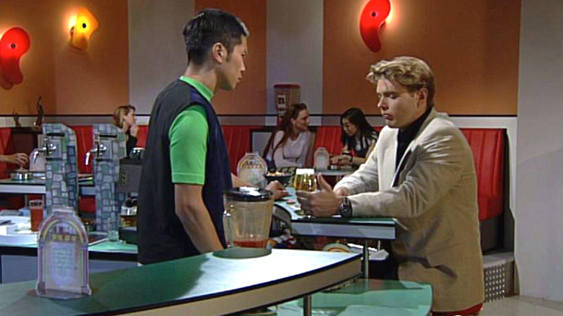 Charlie ist nach all den Misserfolgen frustriert