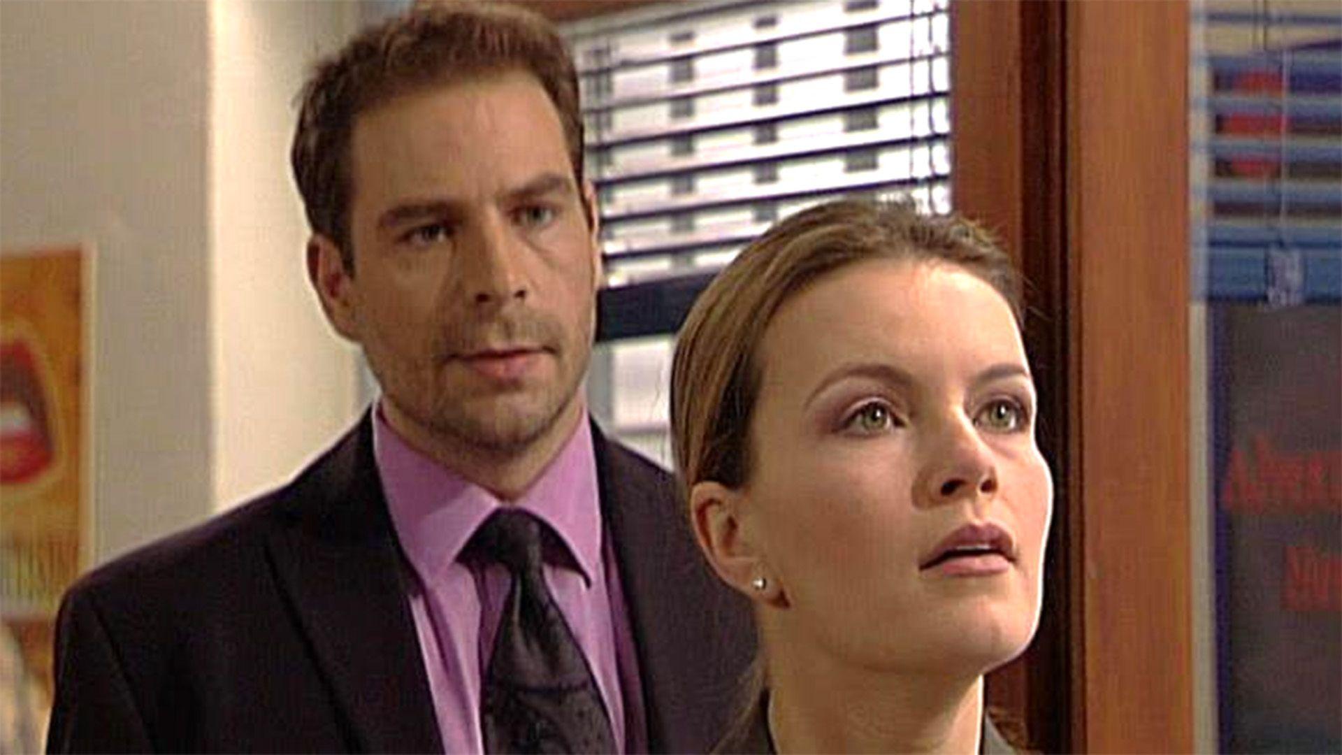 Laura und Markus bereuen ihre gemeinsame Nacht