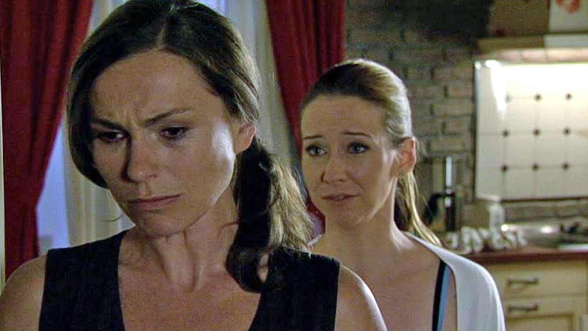 Rebecca kündigt Ute enttäuscht die Freundschaft