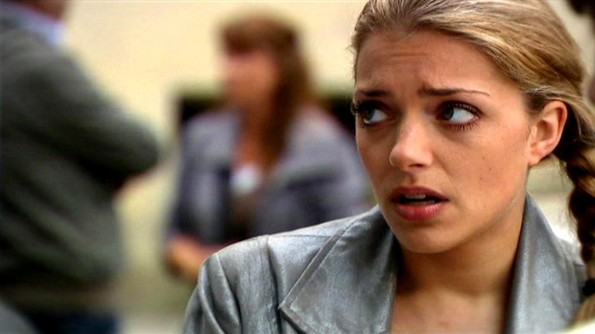 Emily versucht, ihre Racheaktion zu vertuschen