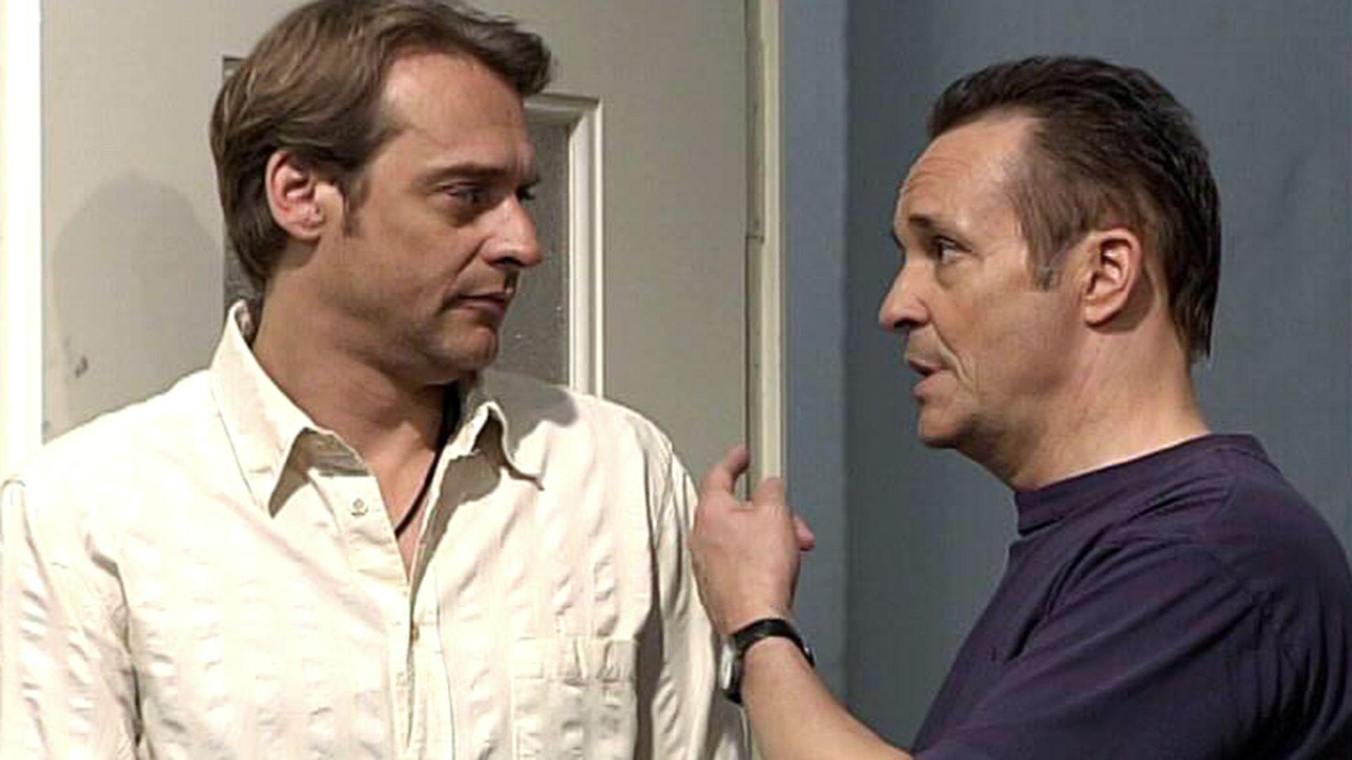 Rufus versucht, möglichst locker mit Pia umzugehen