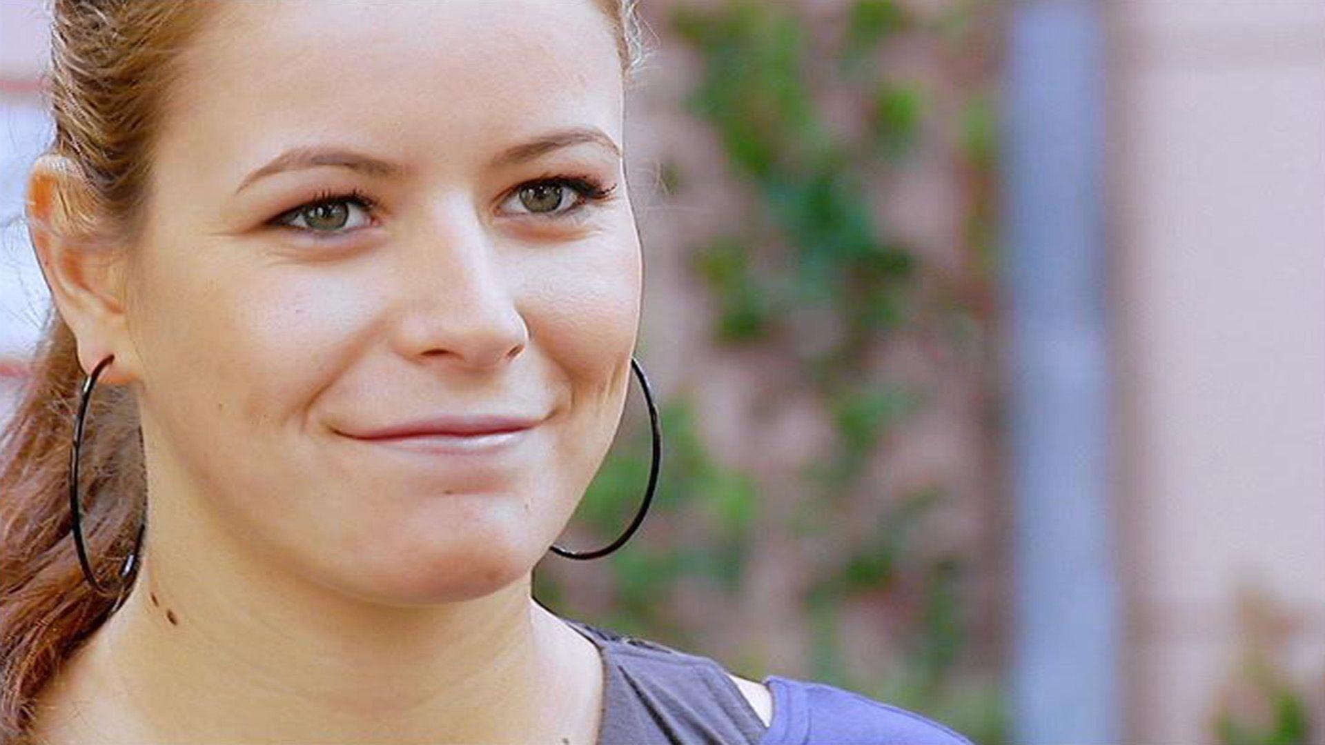 Anna sucht das Gespräch mit Fred