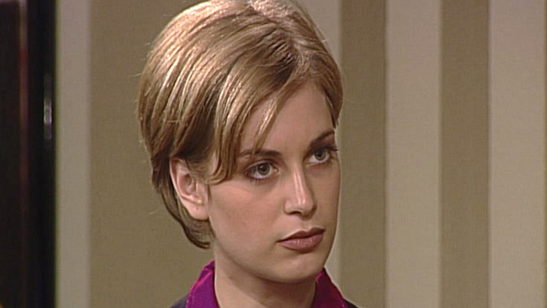 Sonja fädelt mit Gerner einen Deal für ihr Atelier ein