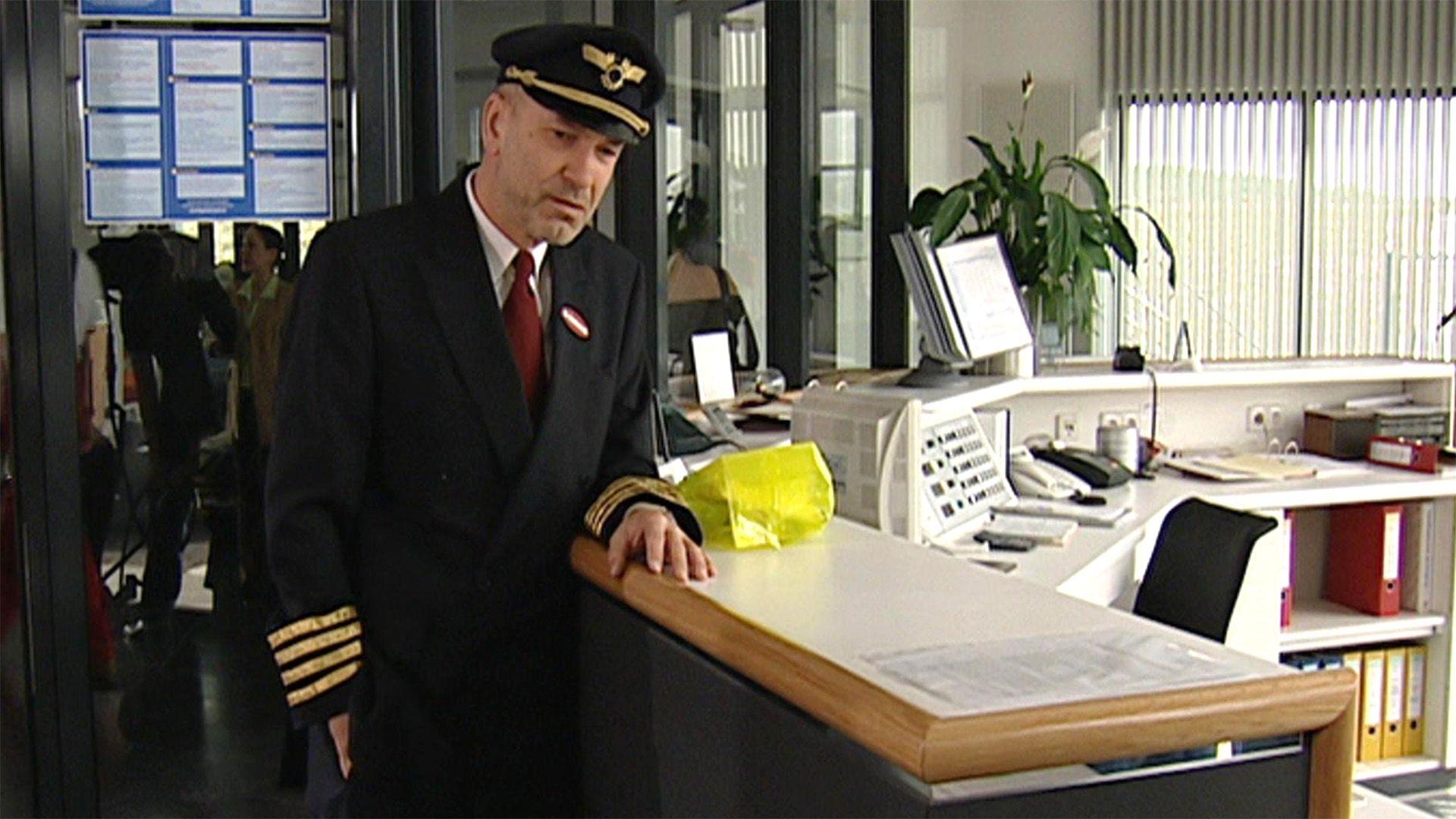 Hannes verpasst dank Gerner den Flug in die Ardennen