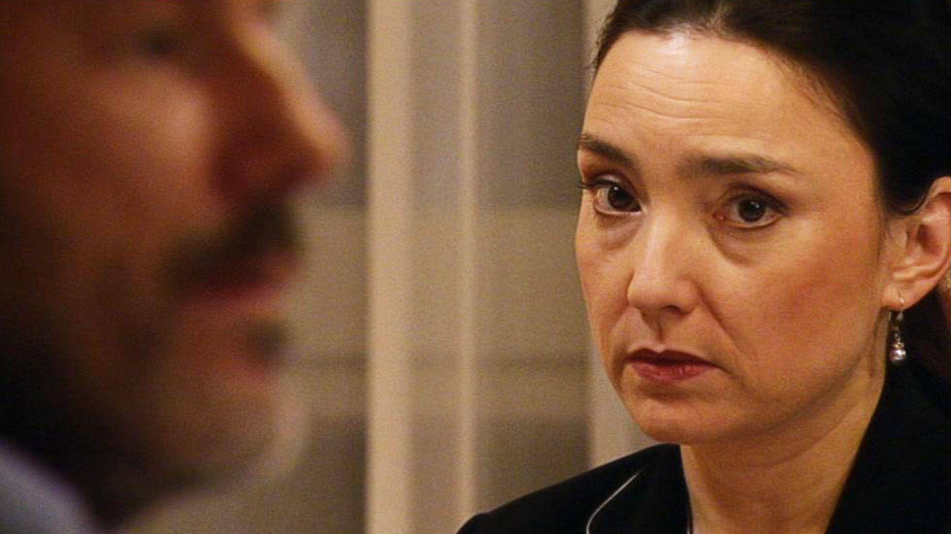 Jenny verfällt in alte Muster.