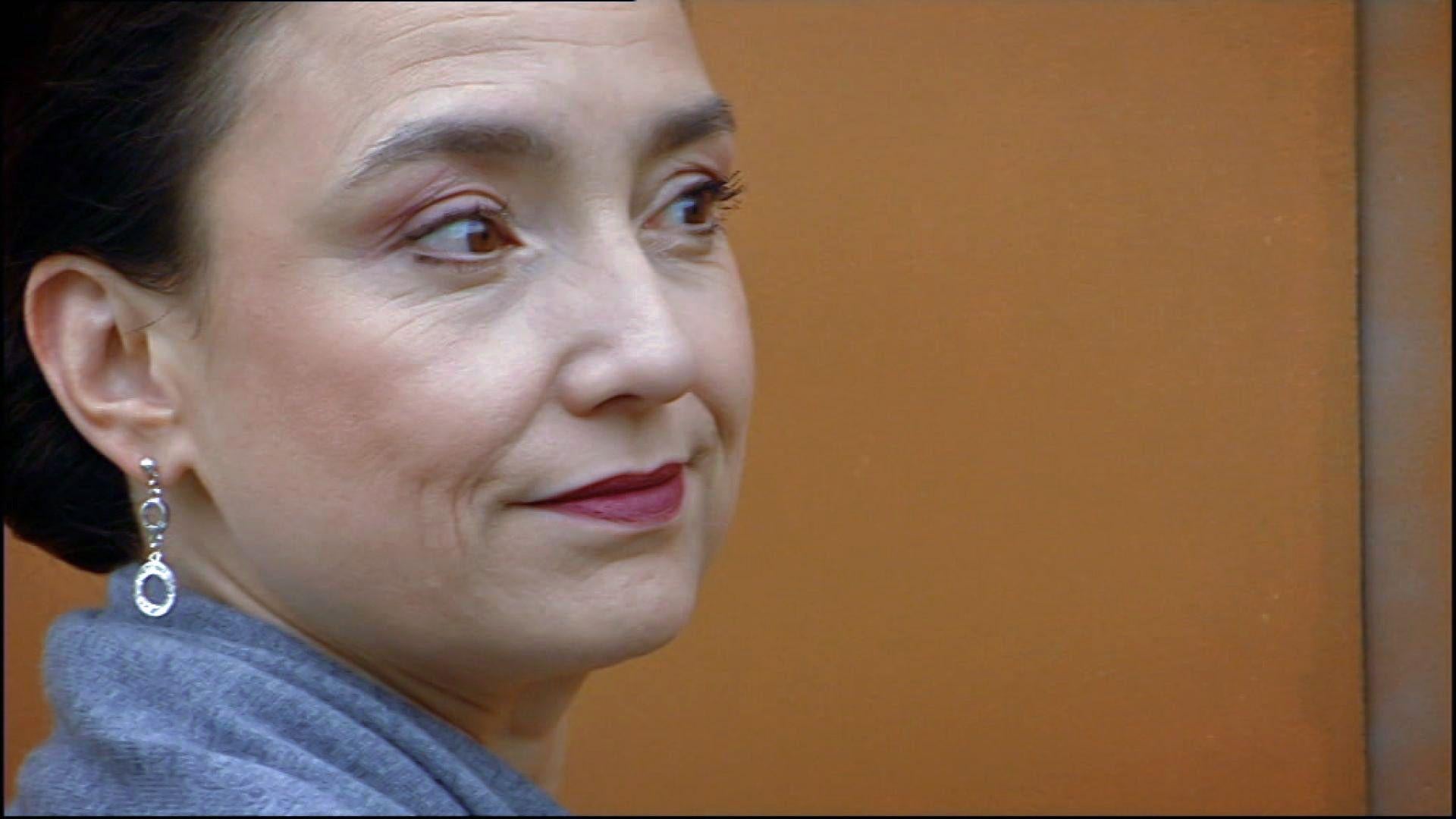 Simone entdeckt ihre Leidenschaft für das Tanzen