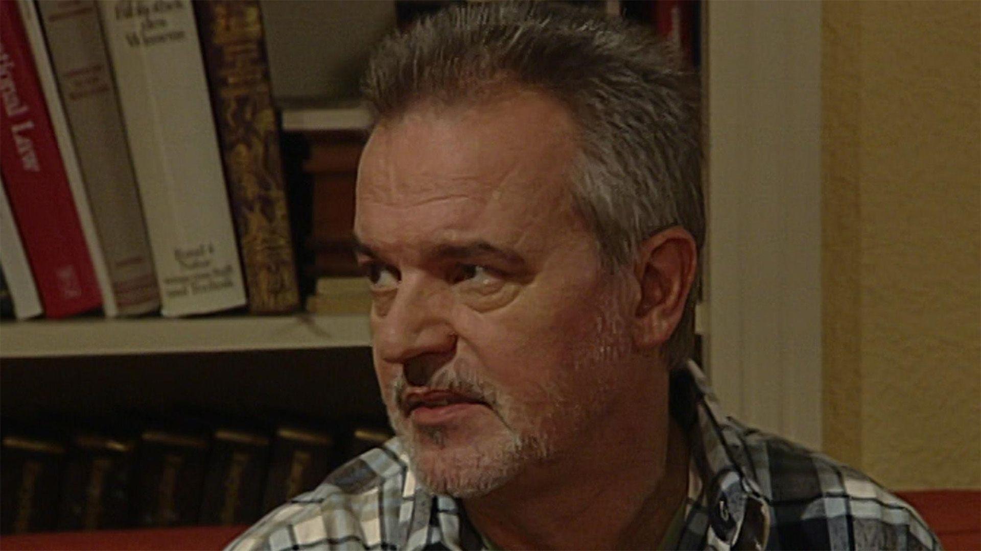 Daniel durchschaut Tim