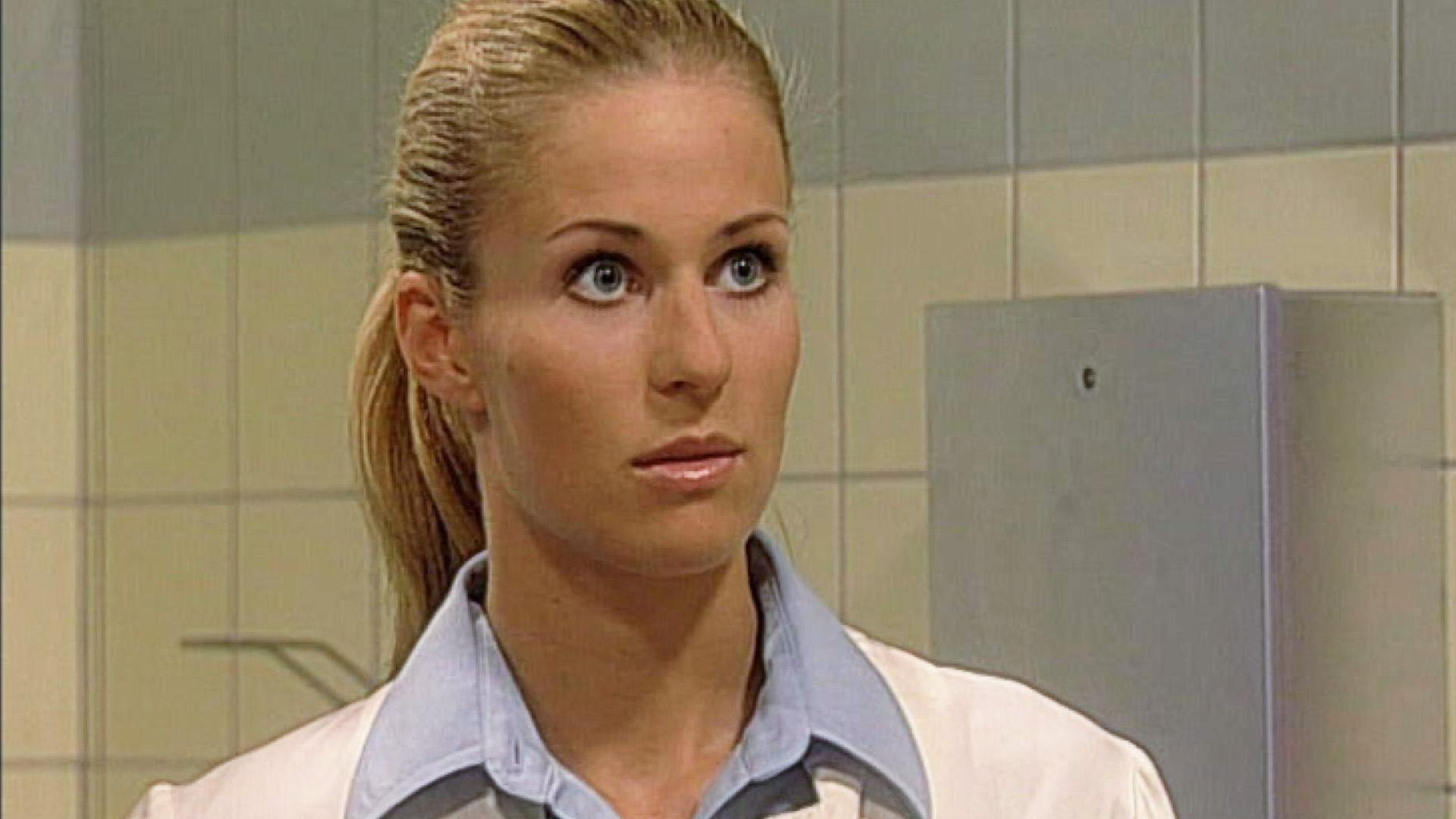 Sarah leidet unter ihrem unnachsichtigen Chef