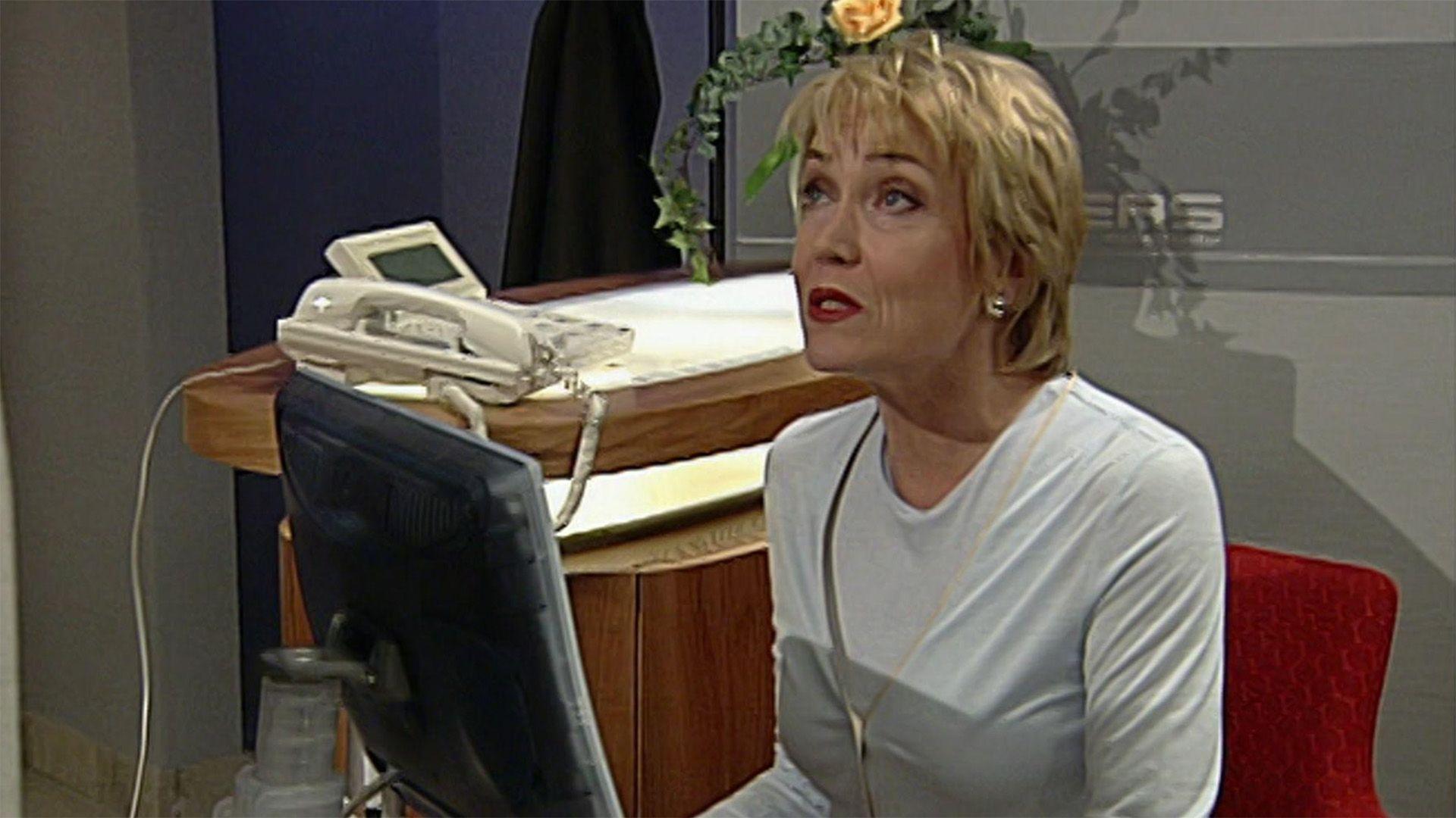 Elisabeth überredet Clemens zu einem Vaterschaftstest.