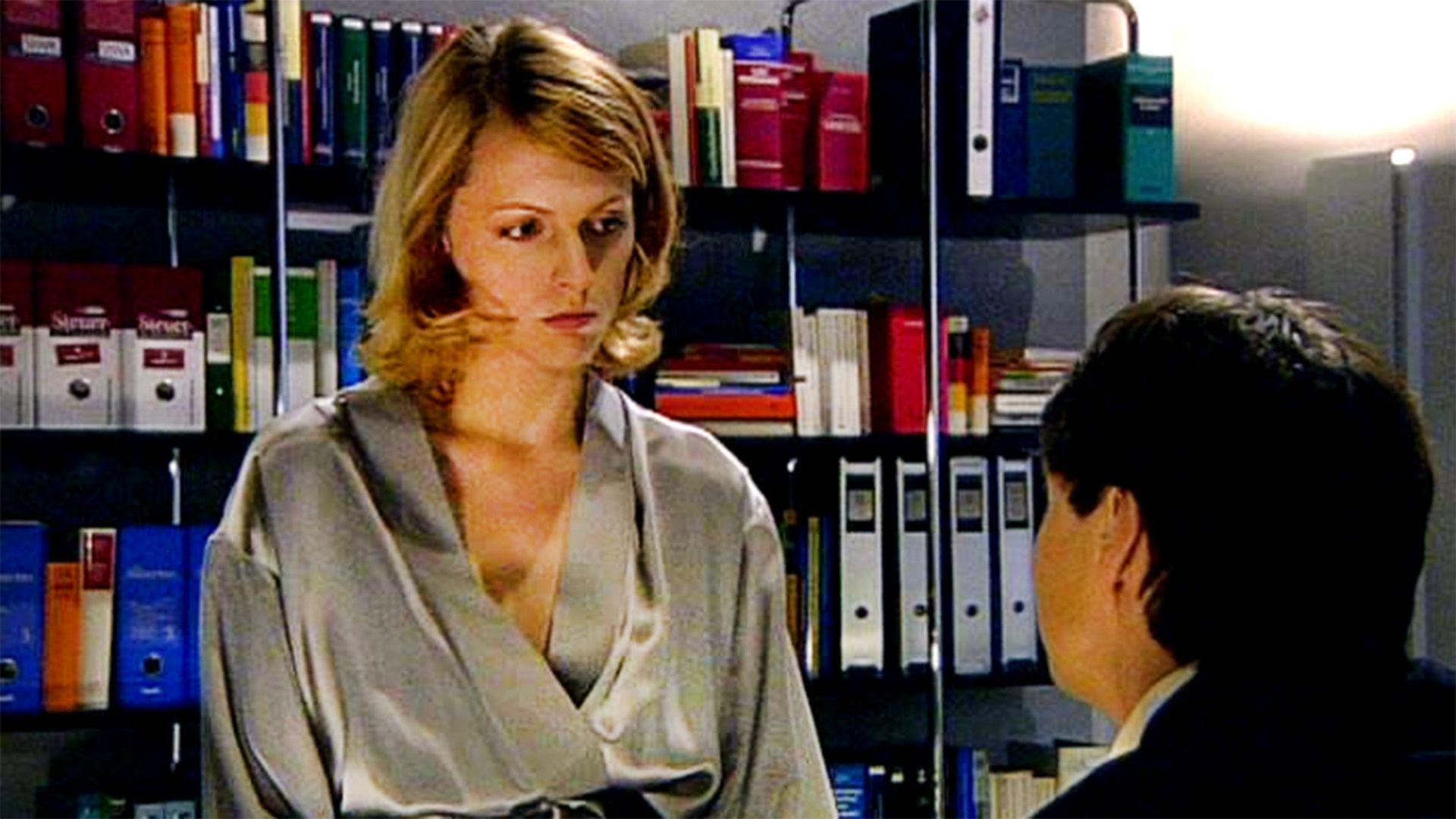 Isabel befürchtet, dass Gerner eine andere Frau hat